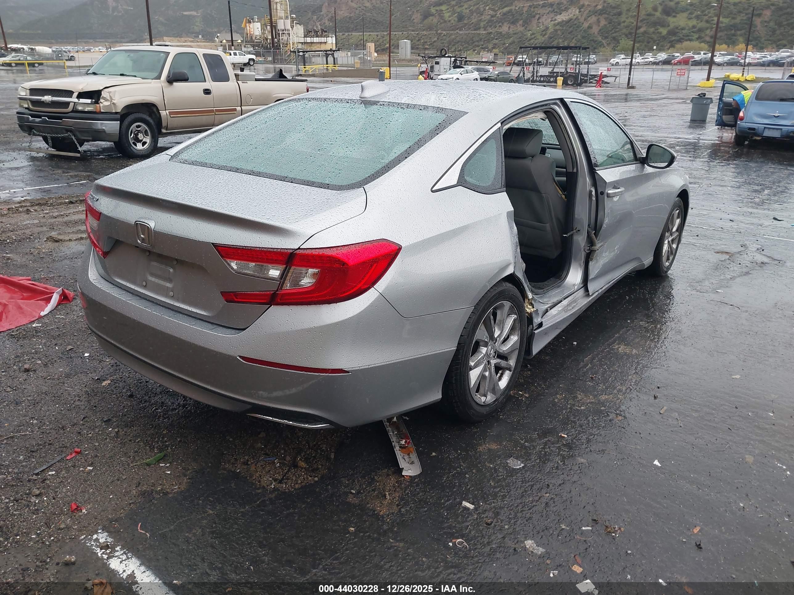 HONDA ACCORD image 4