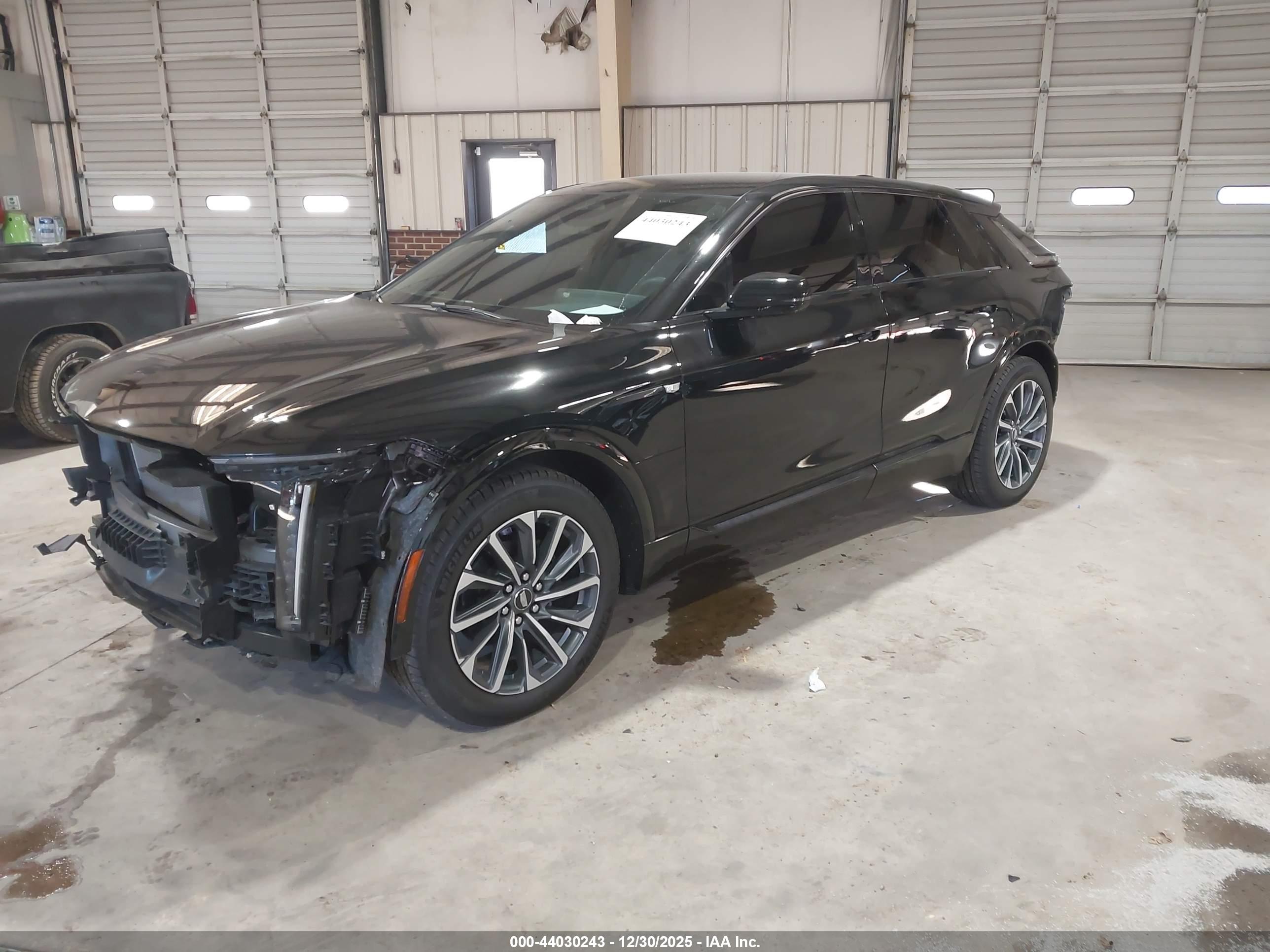 CADILLAC LYRIQ image 2