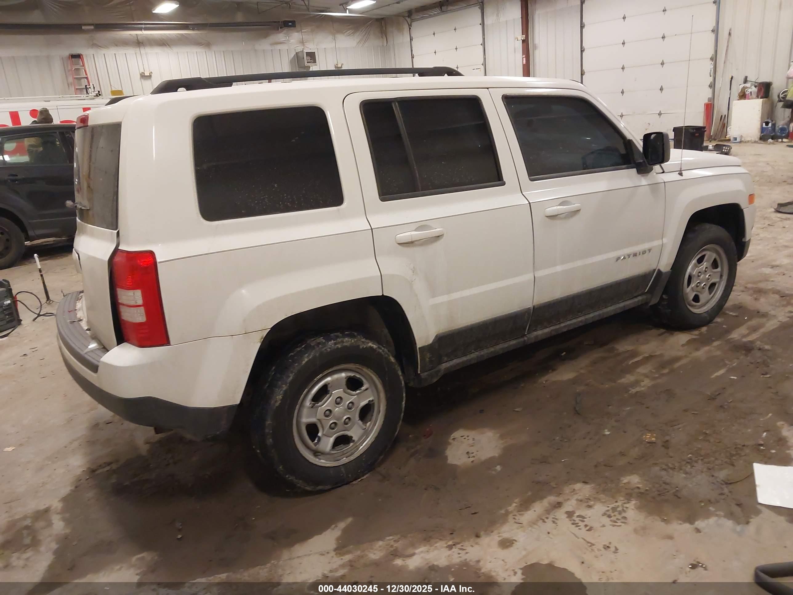 JEEP PATRIOT image 4