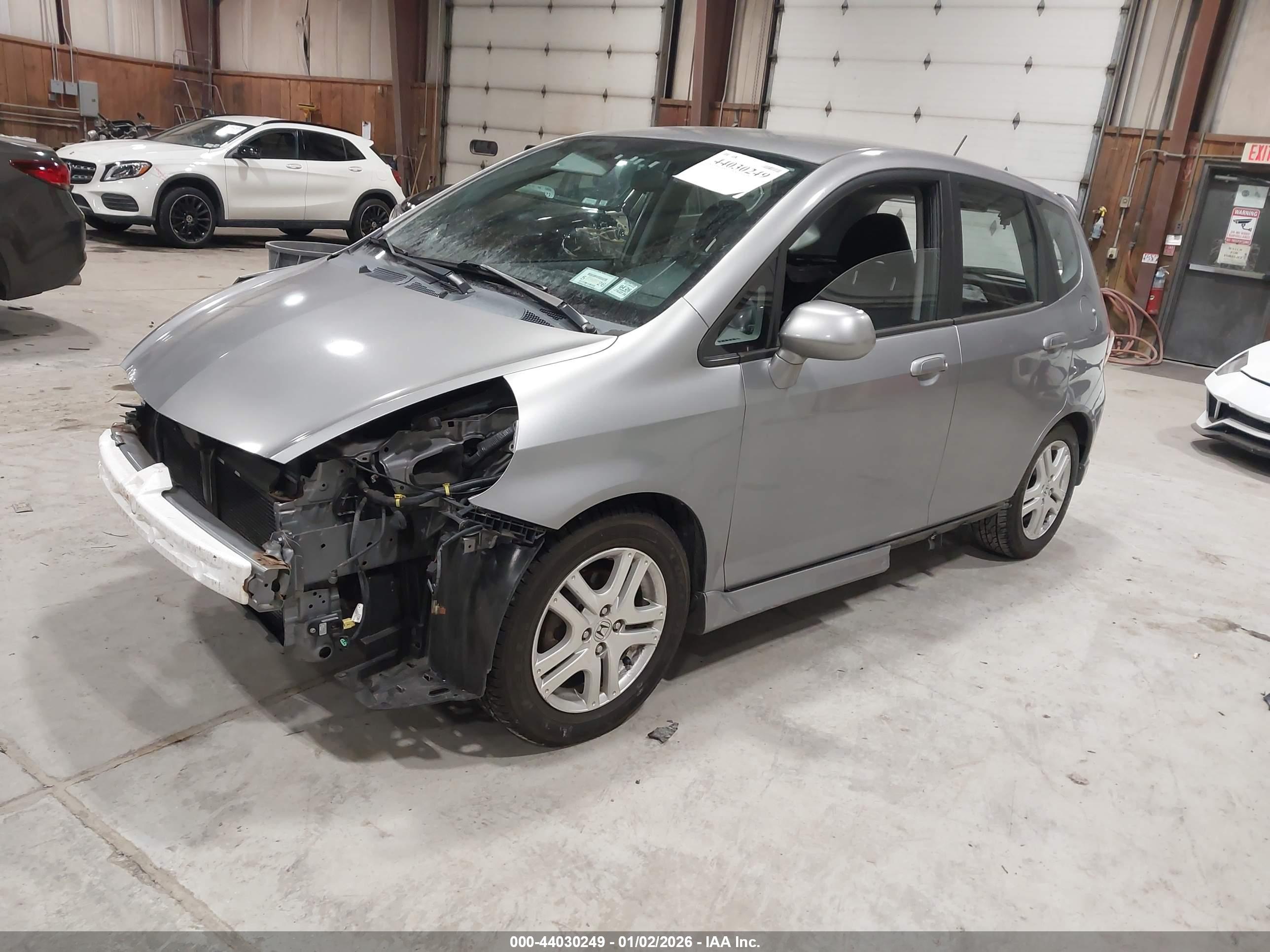 HONDA FIT image 2
