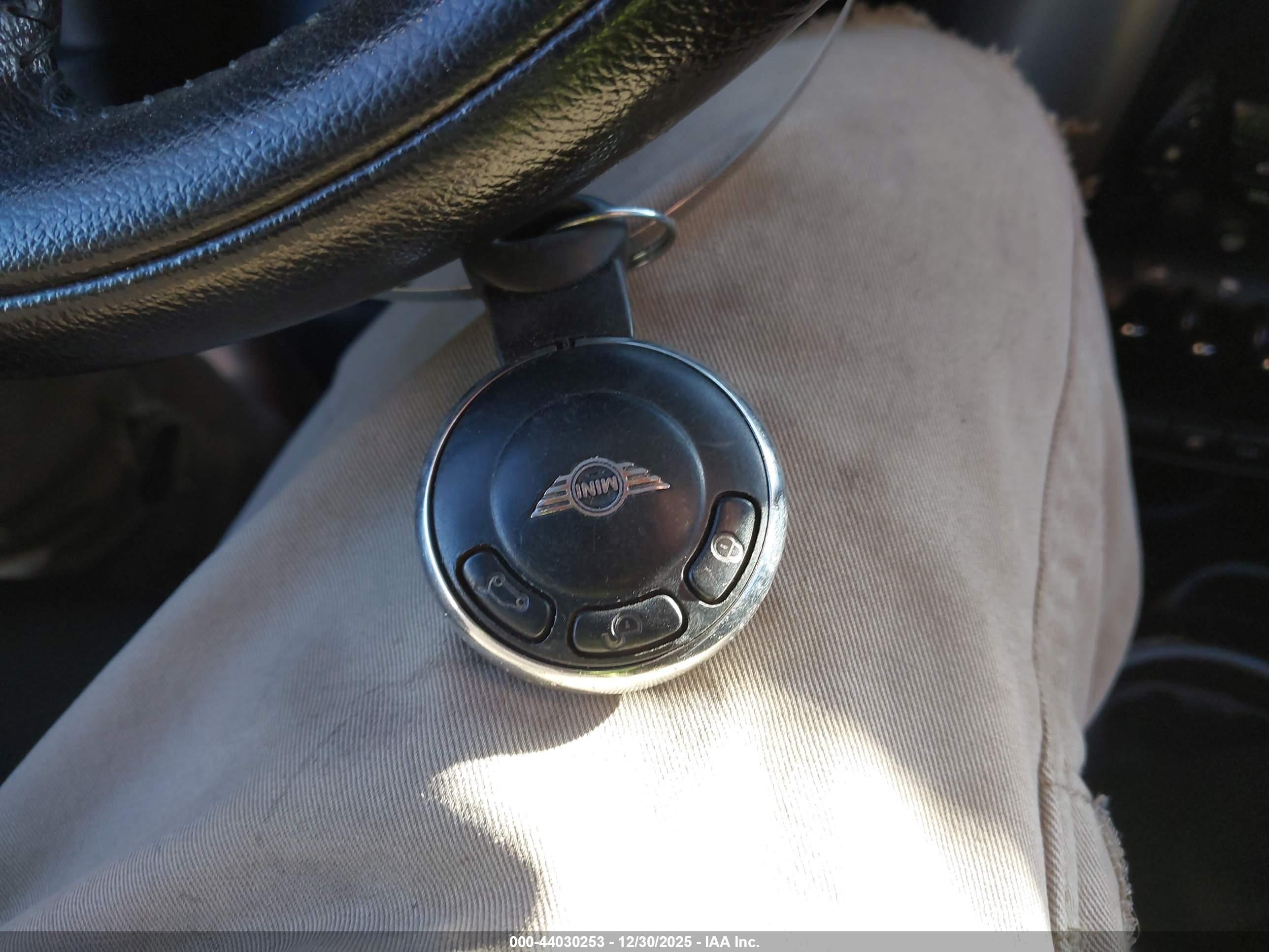 MINI COOPER image 11