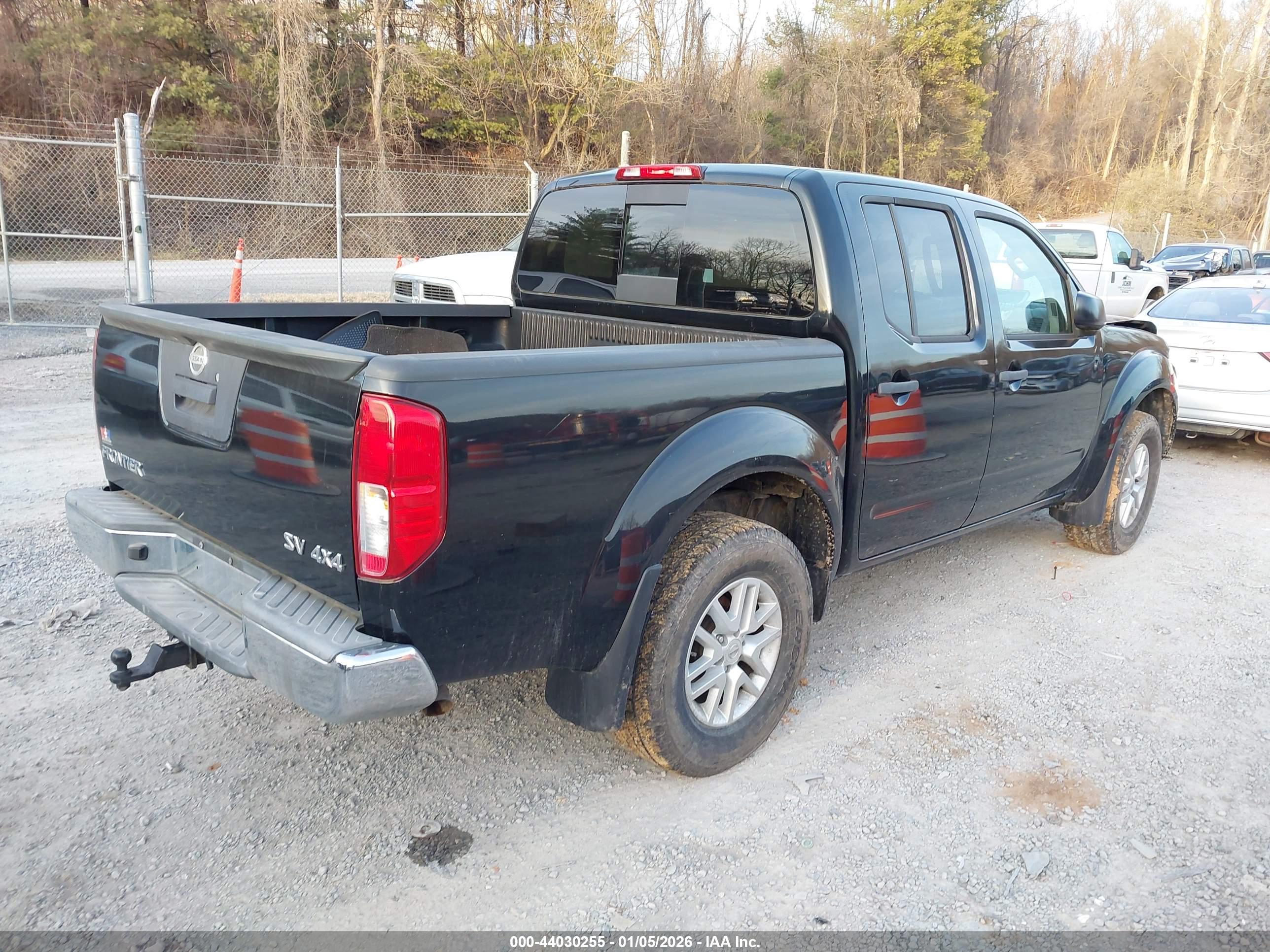 NISSAN FRONTIER image 4