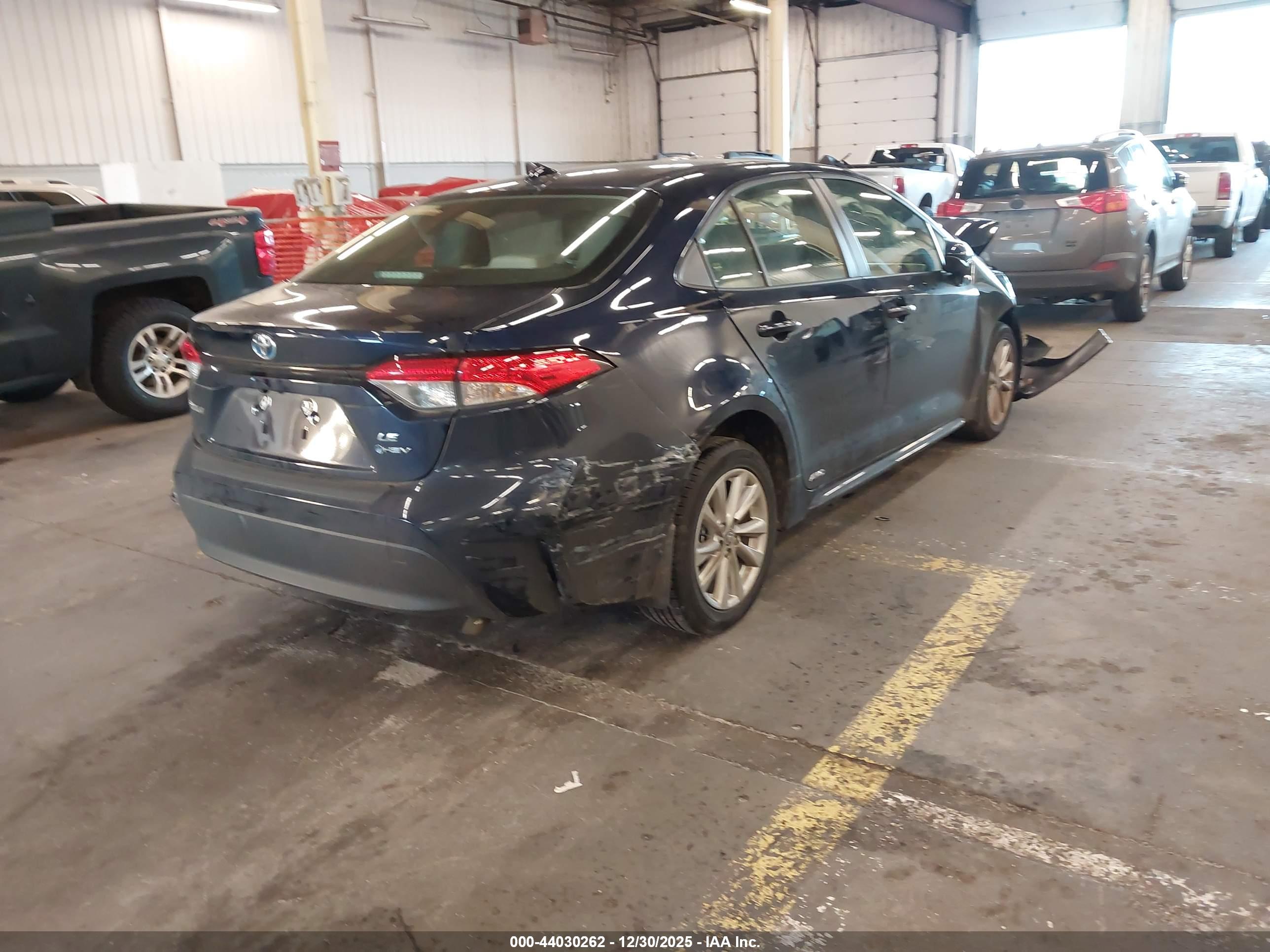 TOYOTA COROLLA image 4
