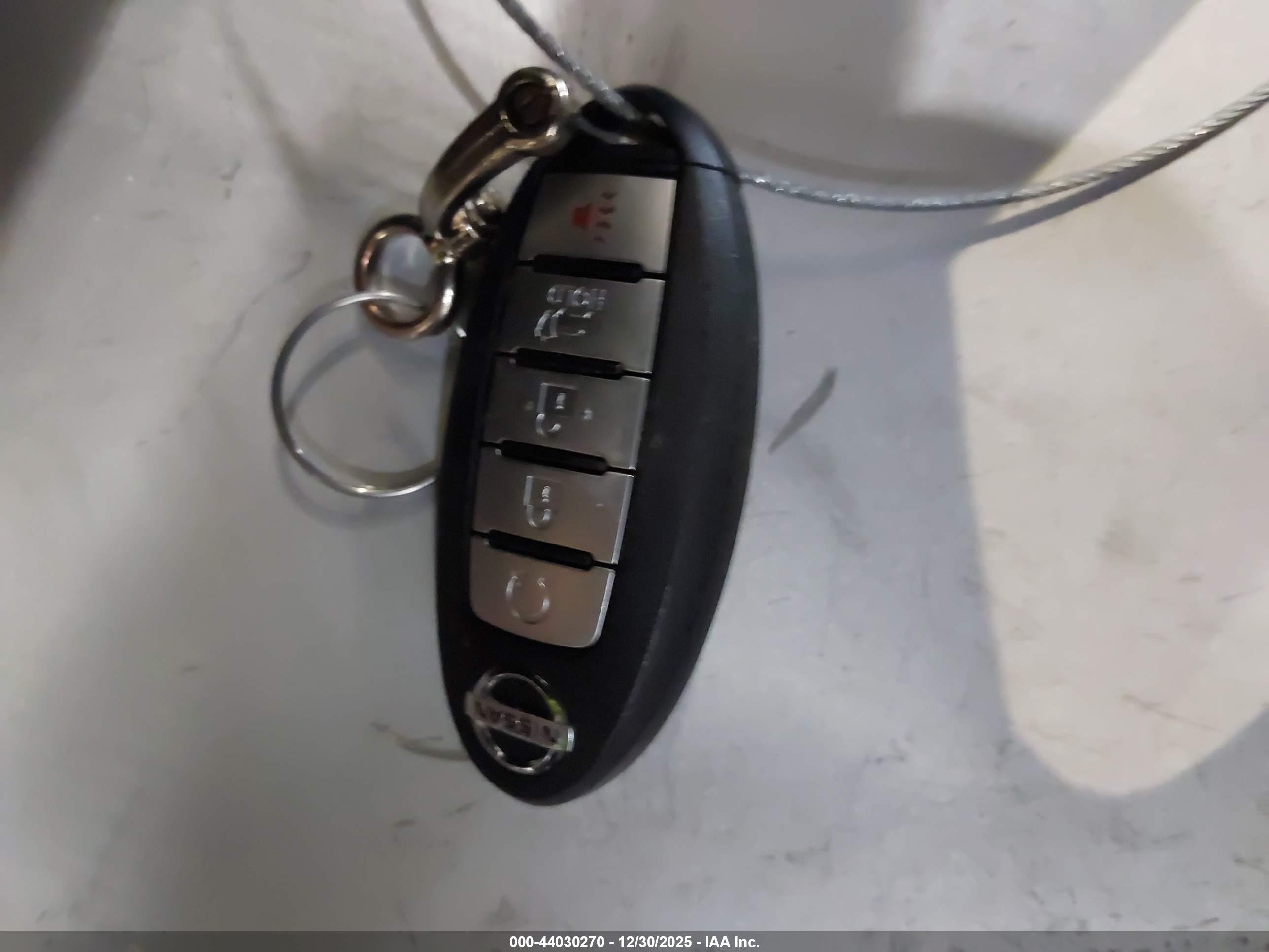NISSAN ROGUE image 11