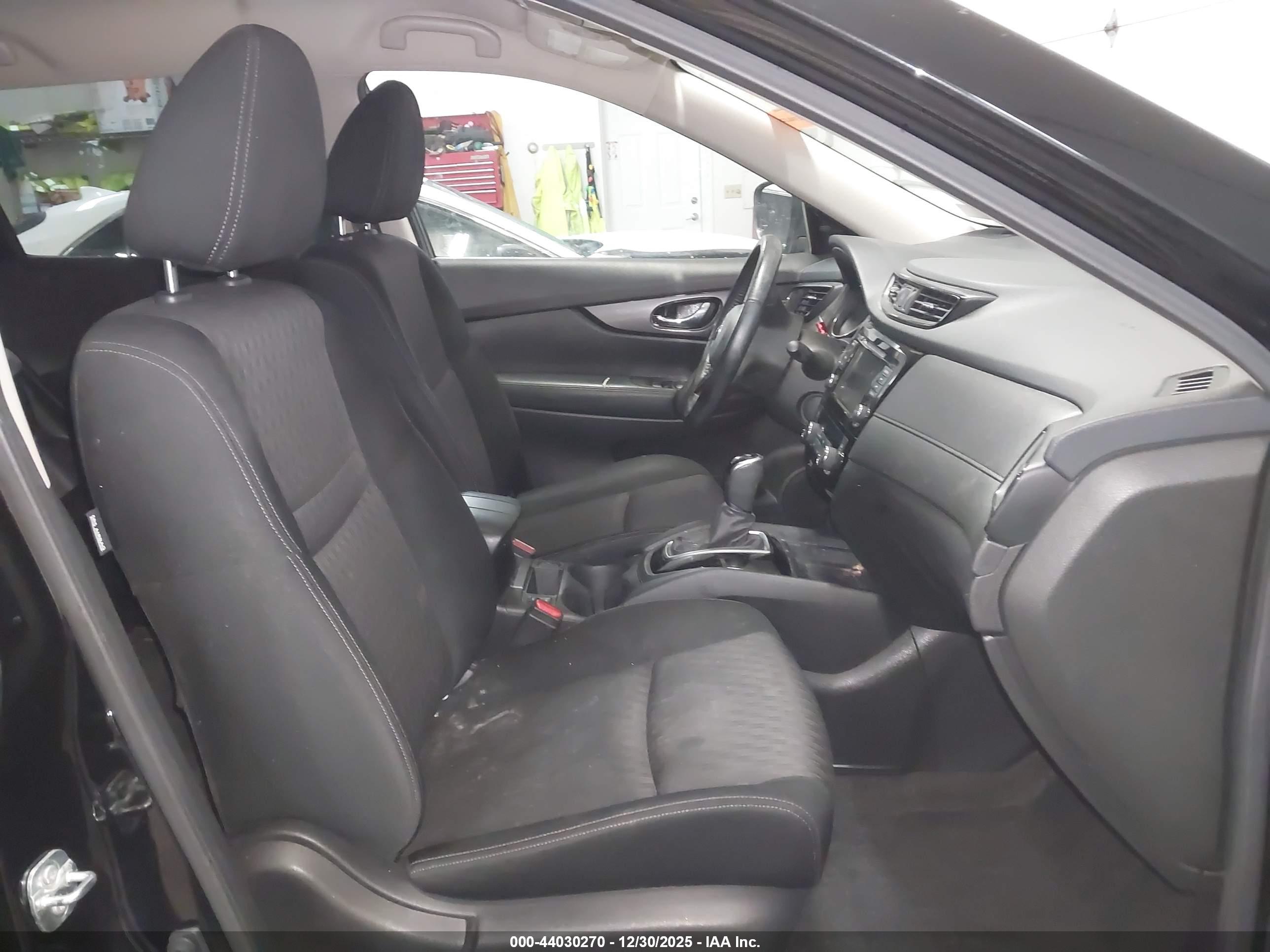 NISSAN ROGUE image 5