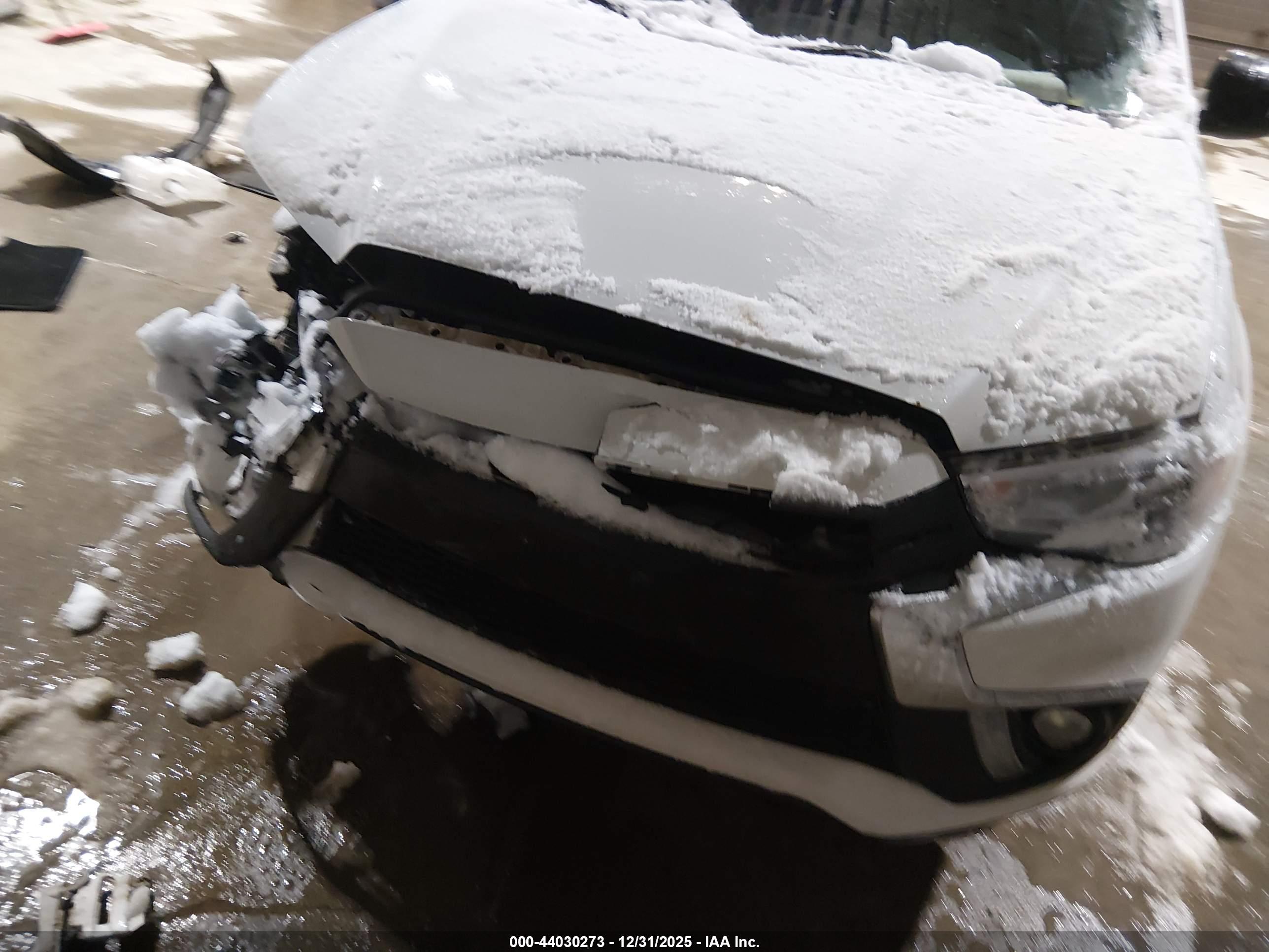 MITSUBISHI OUTLANDER image 6
