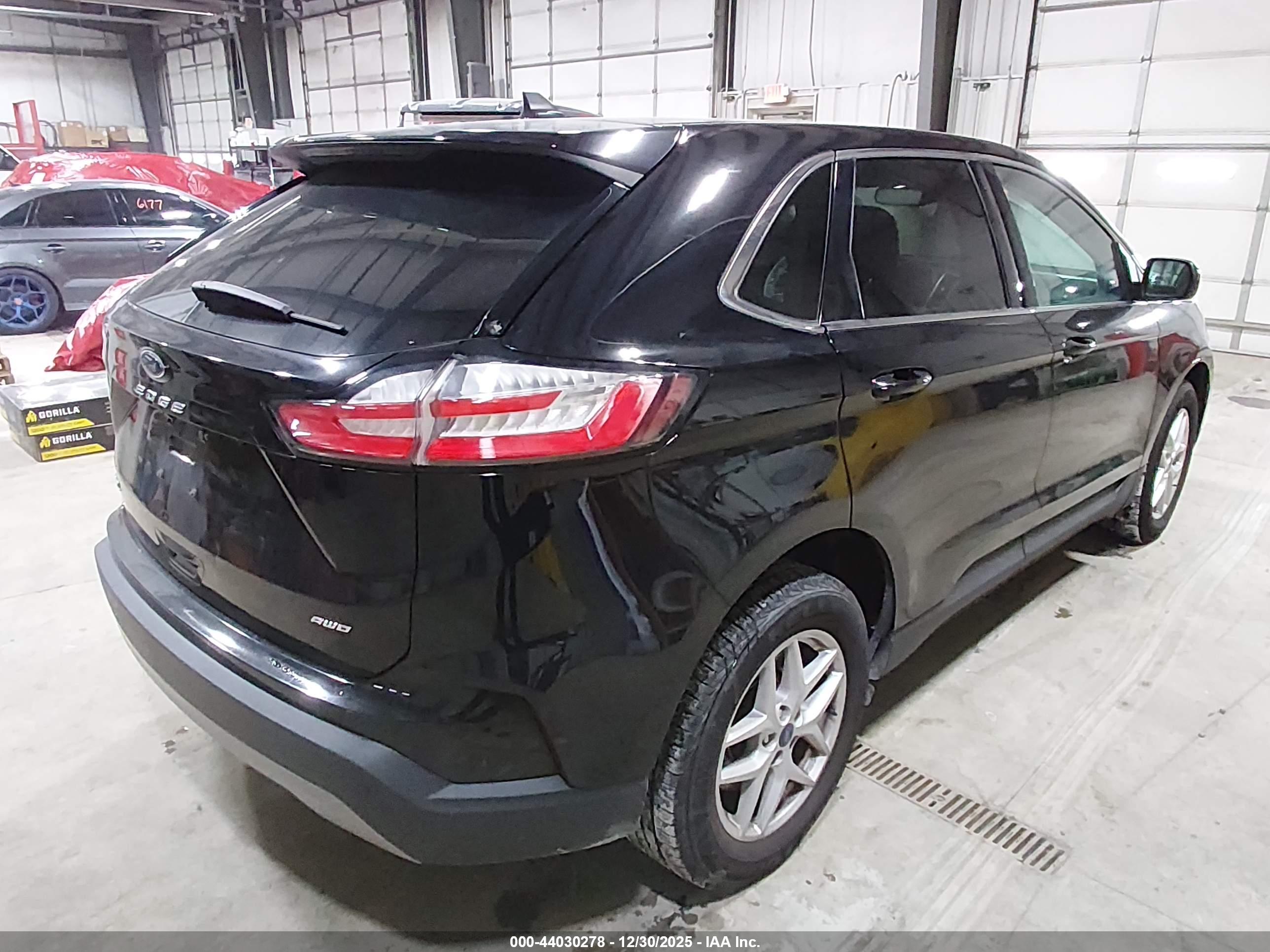 FORD EDGE image 4