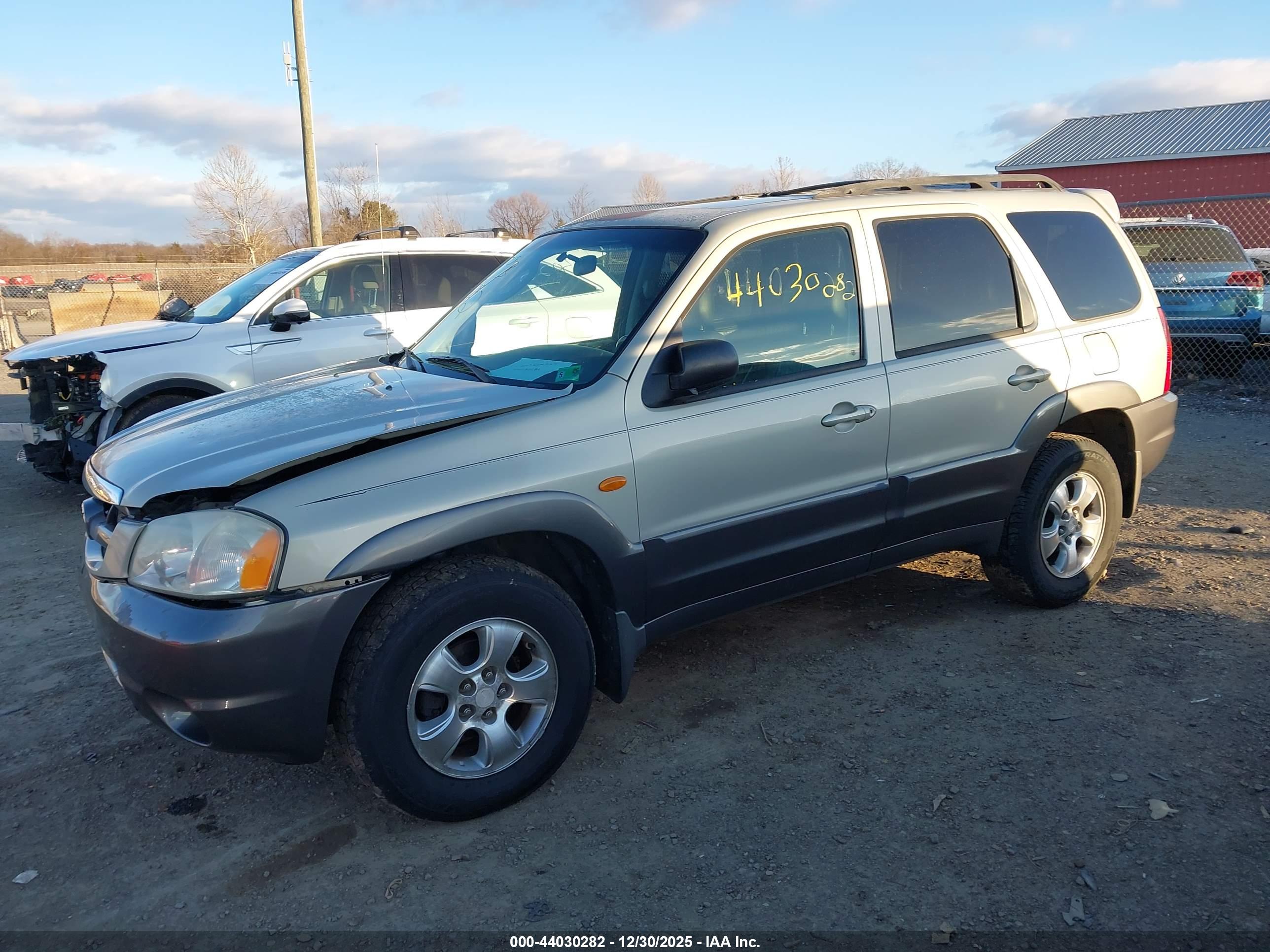 MAZDA TRIBUTE image 2