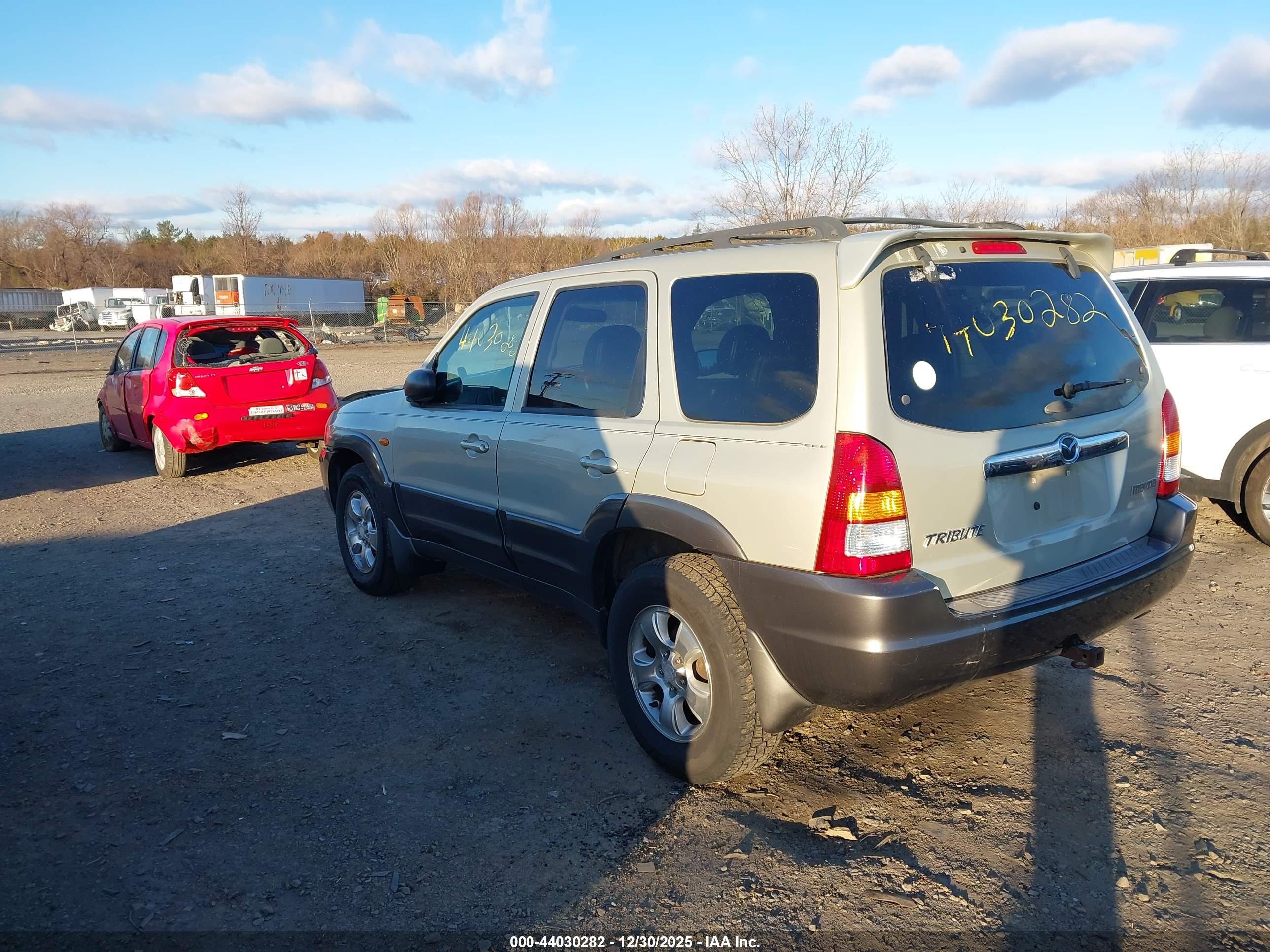 MAZDA TRIBUTE image 3