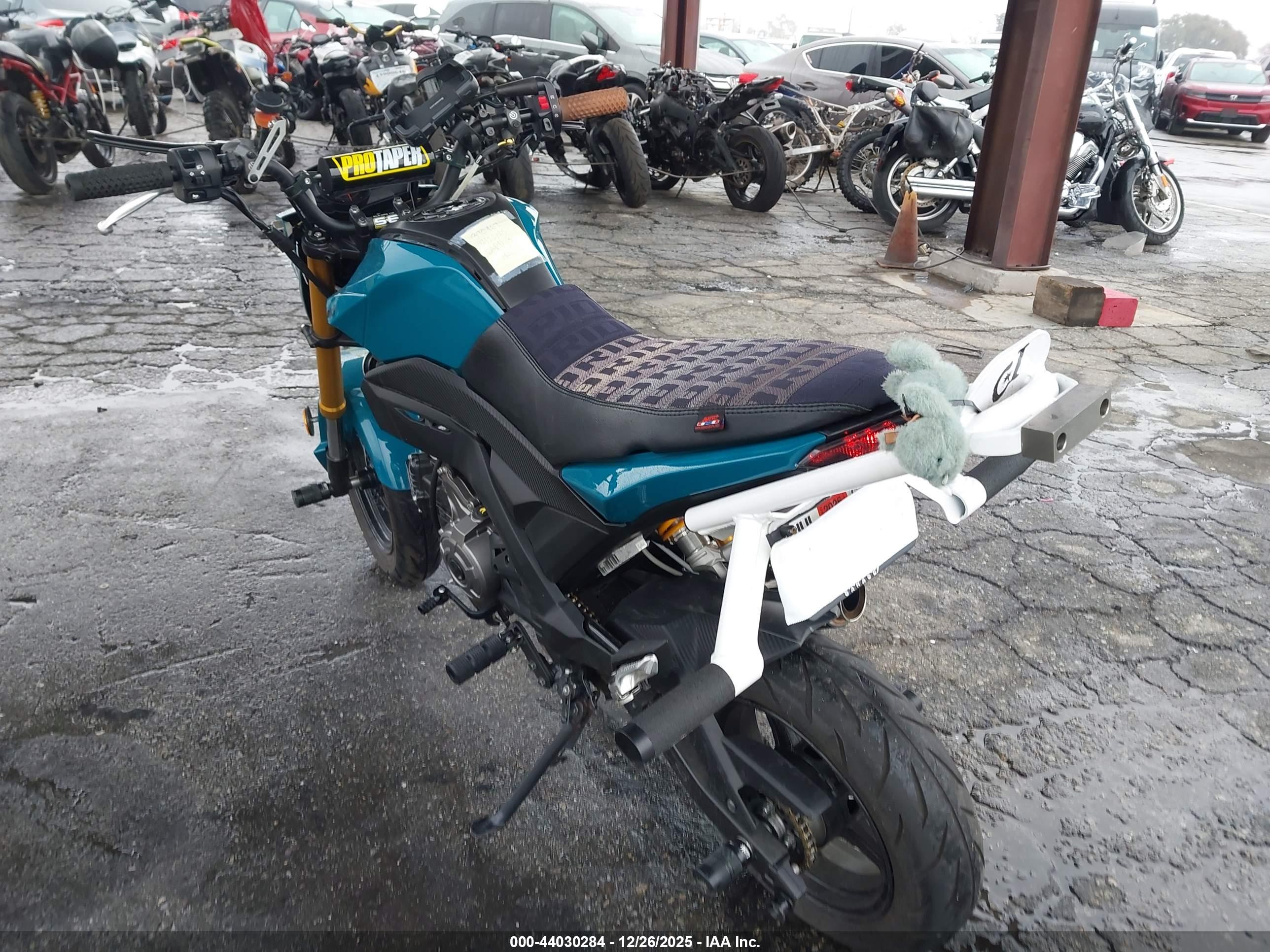 KAWASAKI BR125 image 3