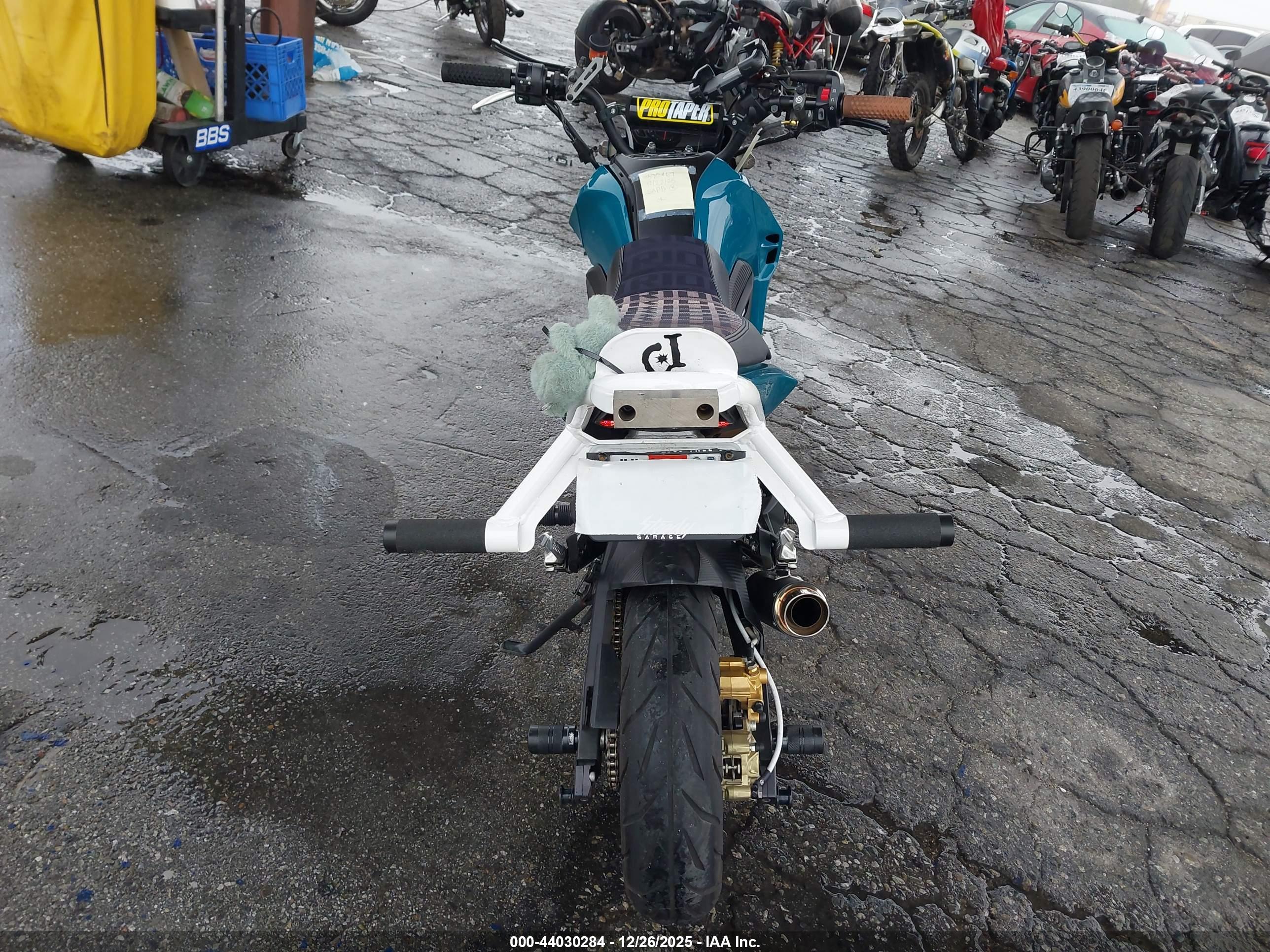 KAWASAKI BR125 image 6