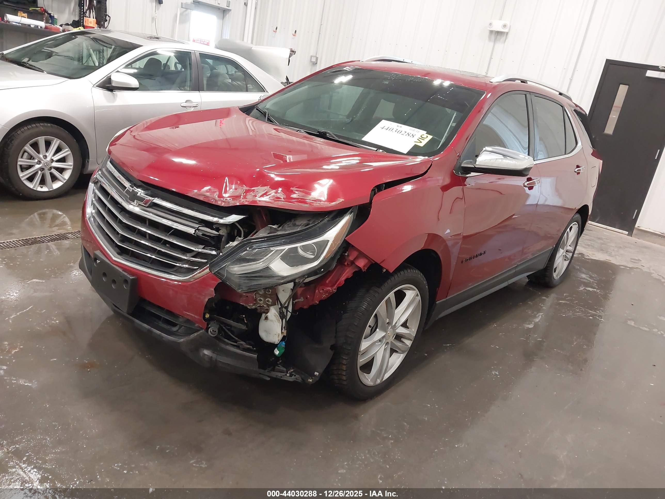 CHEVROLET EQUINOX image 2
