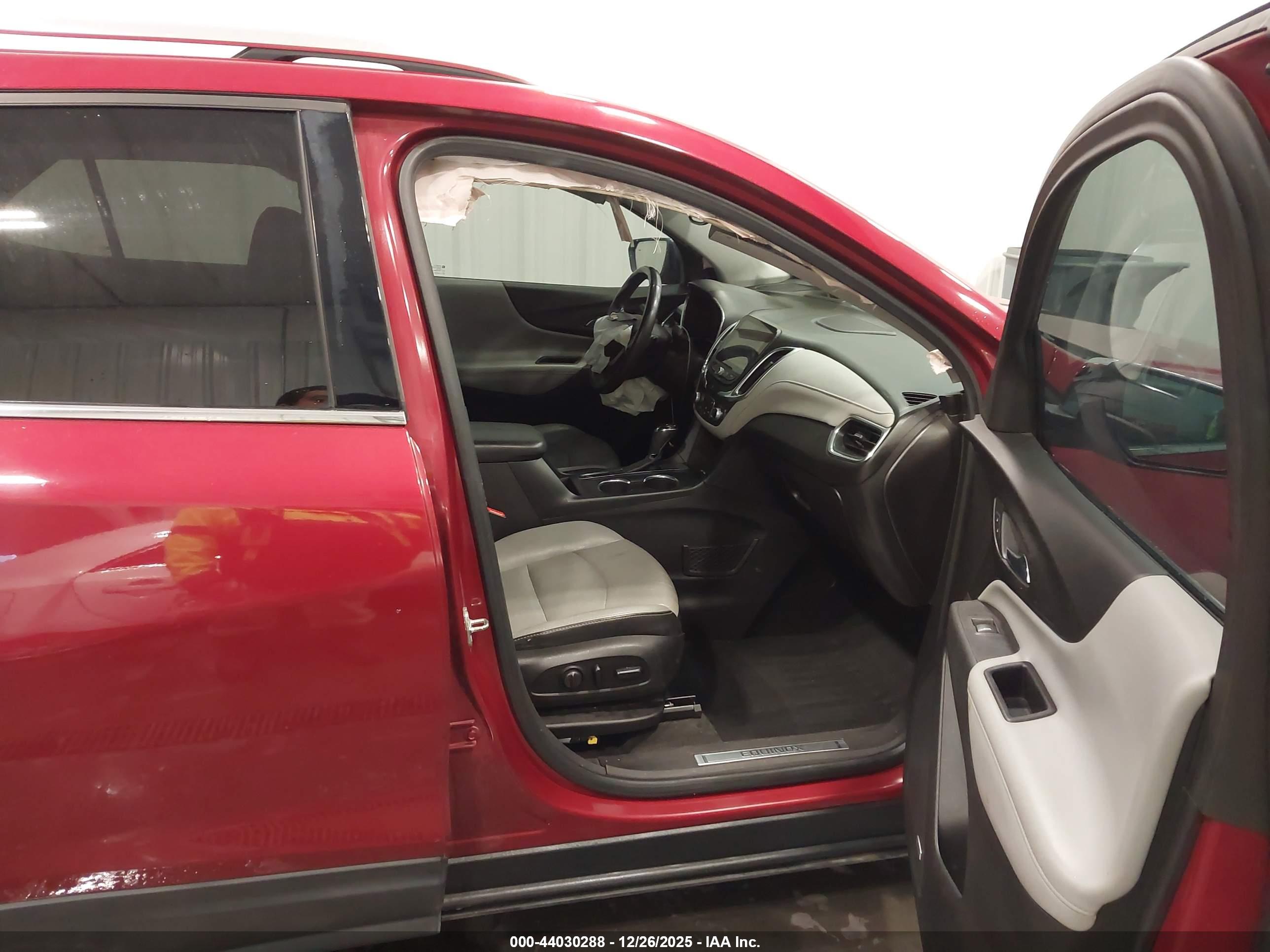 CHEVROLET EQUINOX image 5
