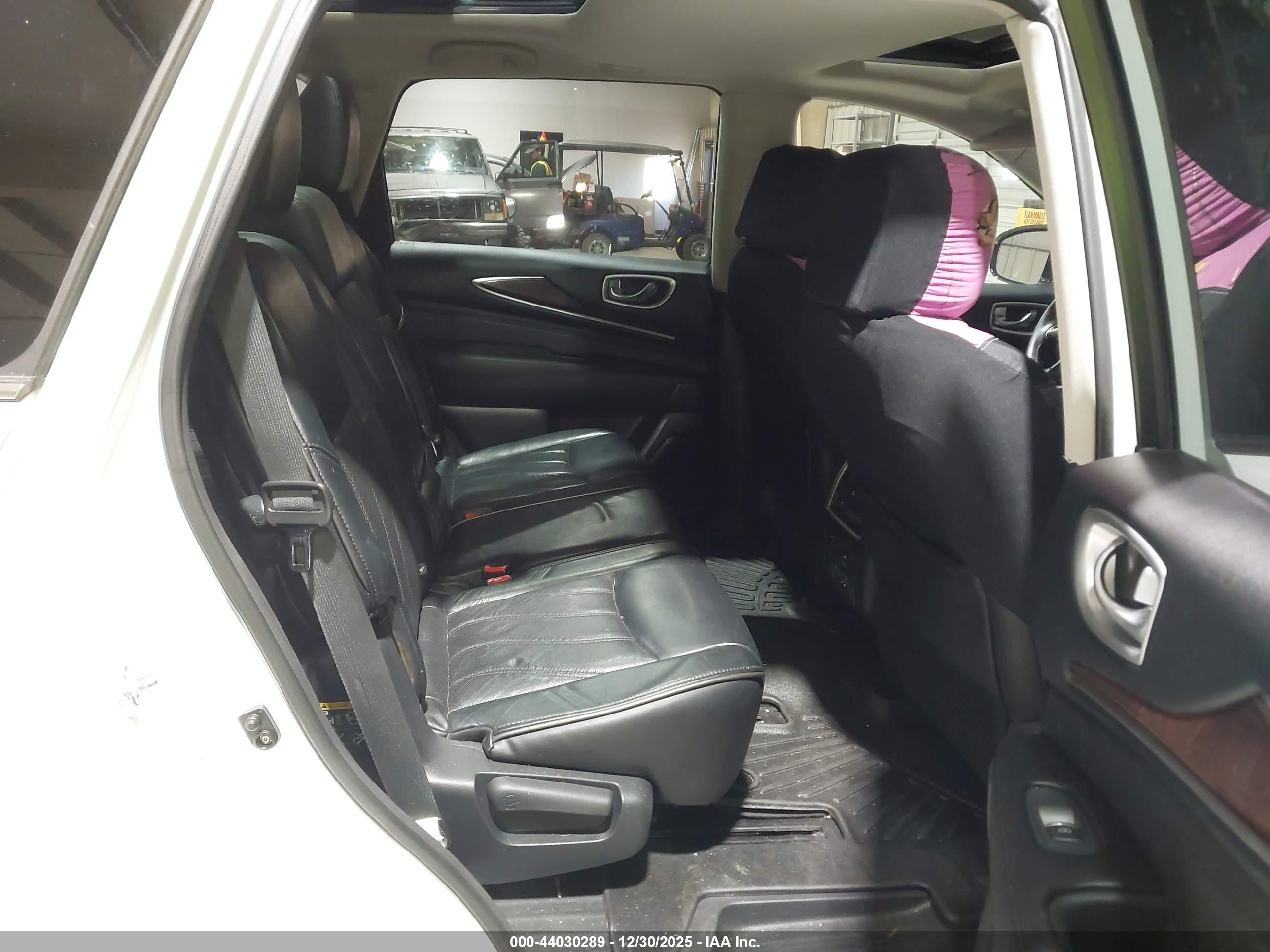 INFINITI QX60 image 8