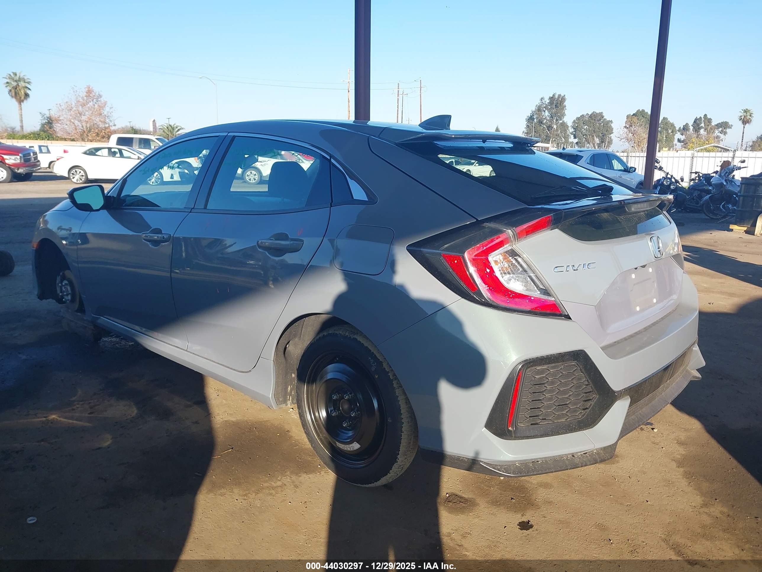HONDA CIVIC image 3