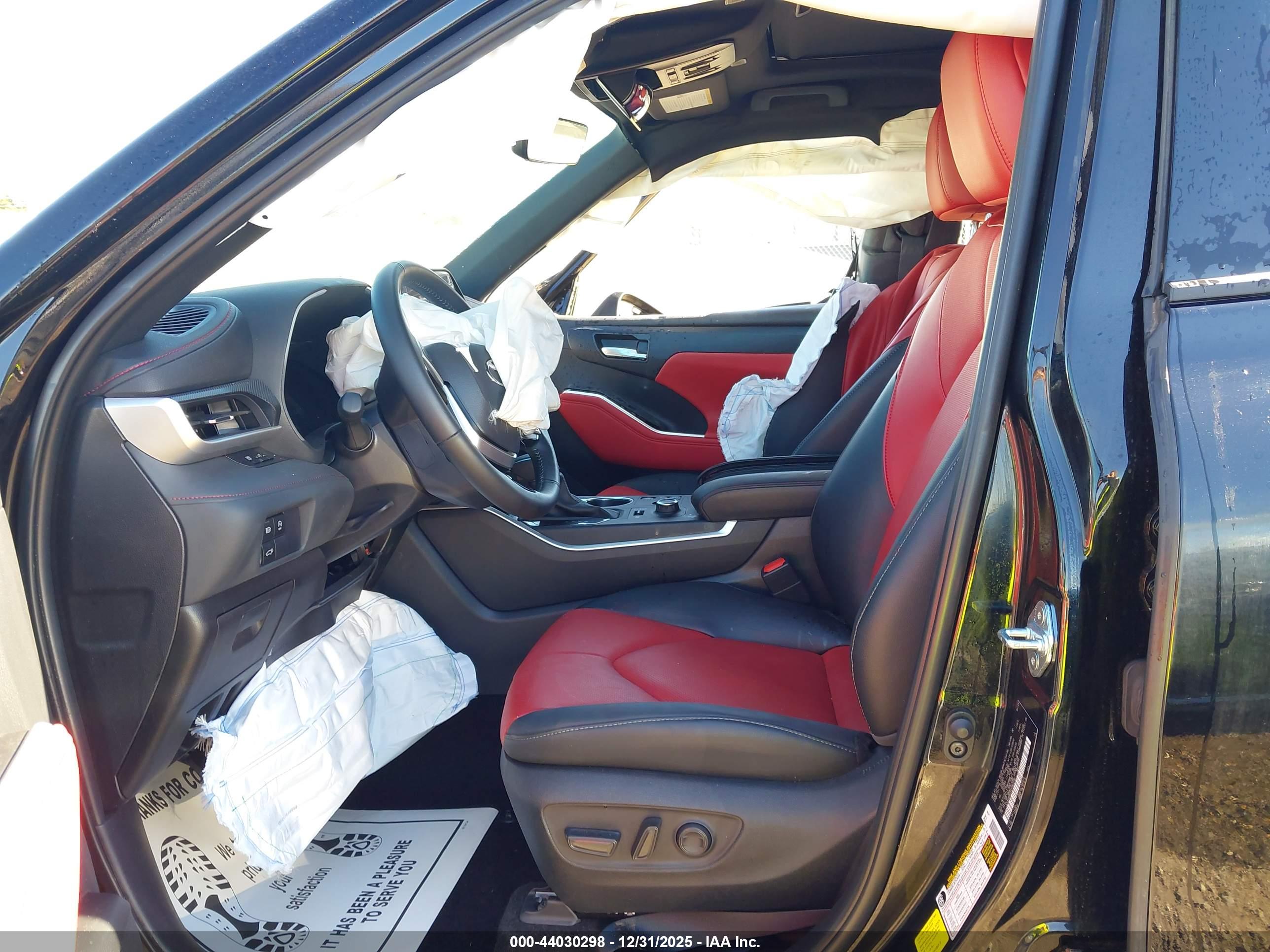 TOYOTA HIGHLANDER image 5