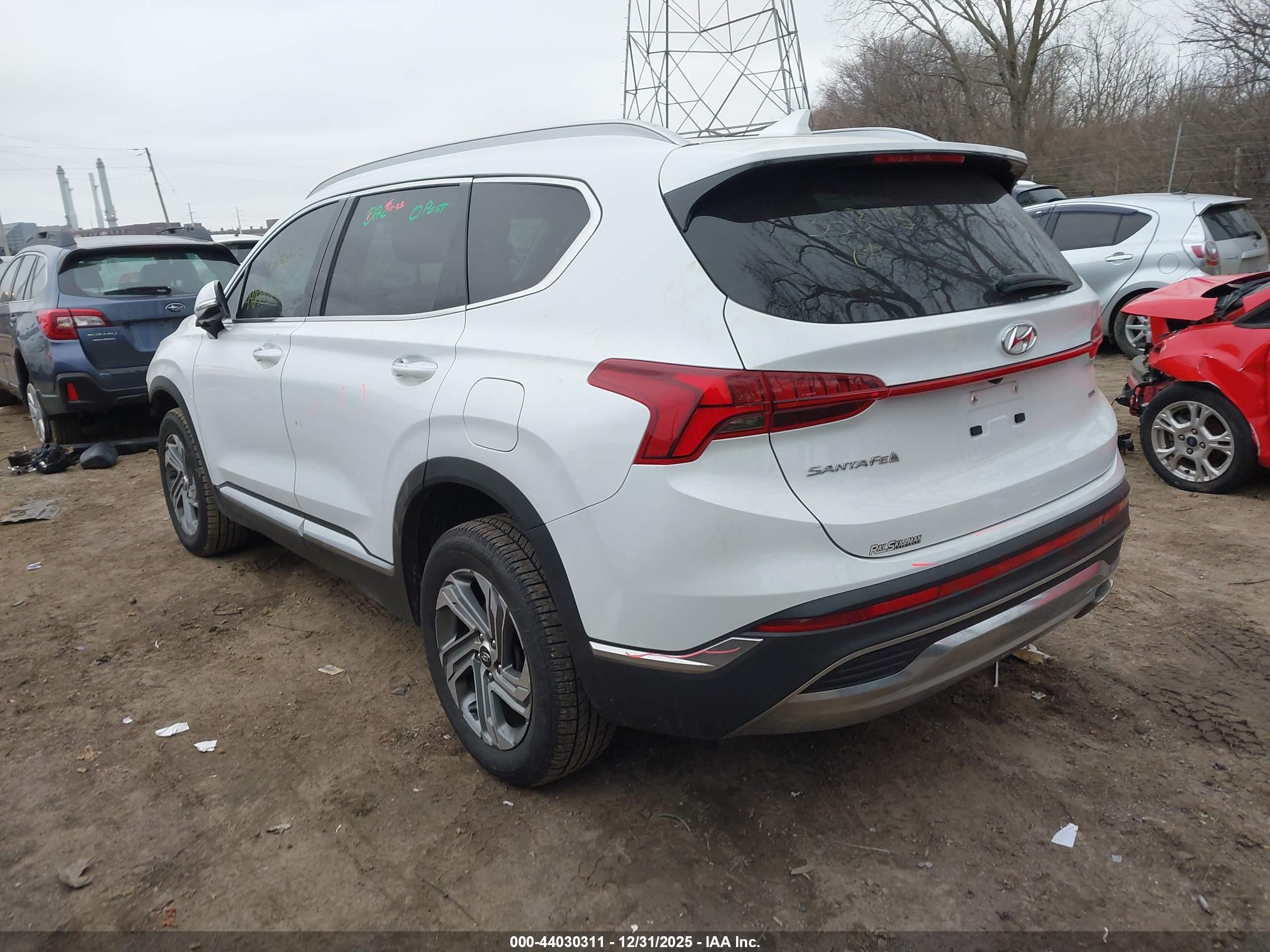 HYUNDAI SANTA image 3