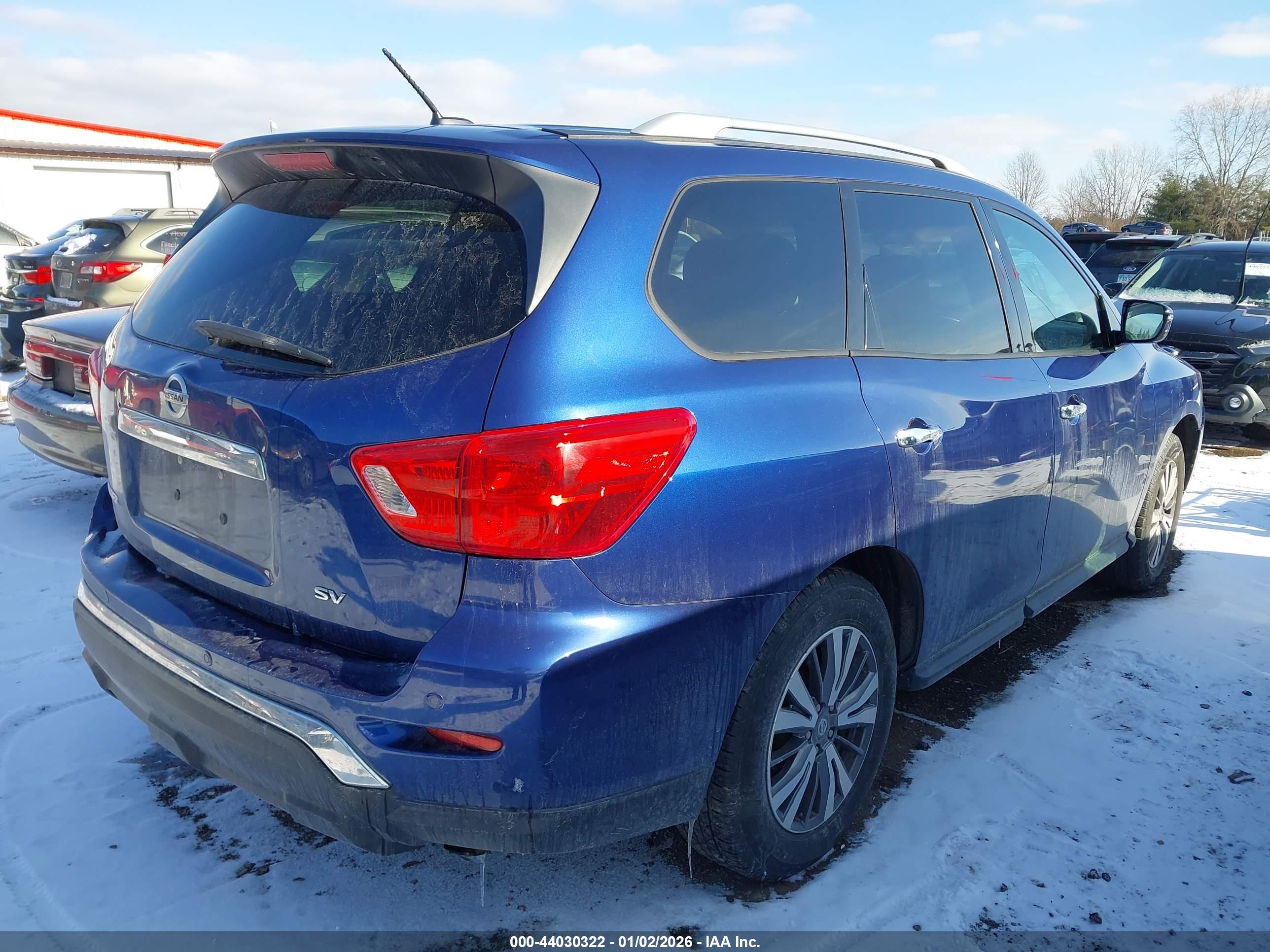 NISSAN PATHFINDER image 4