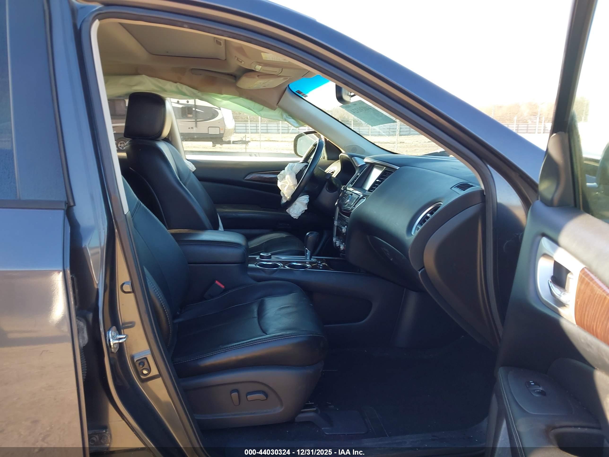 NISSAN PATHFINDER image 5