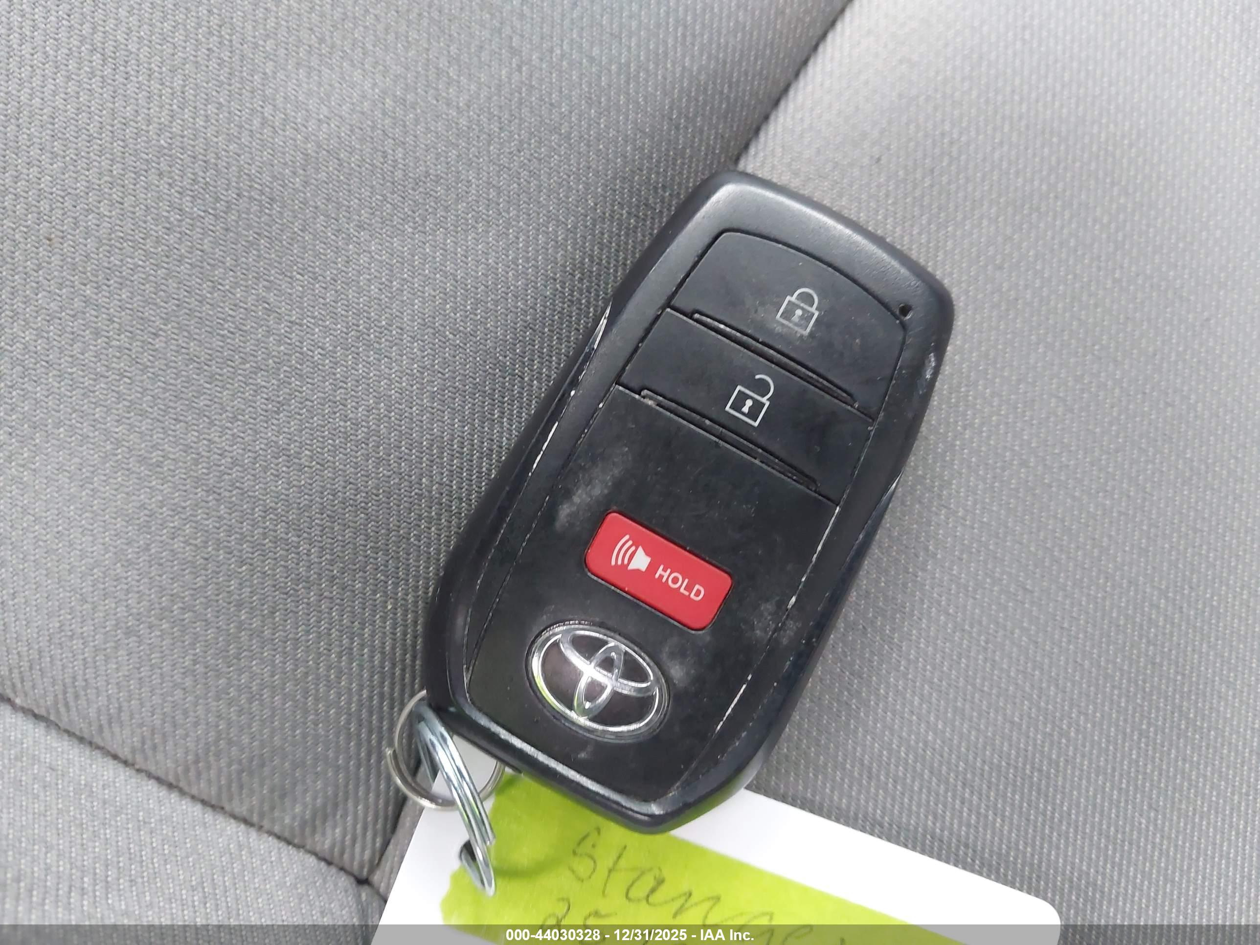 TOYOTA TACOMA image 11