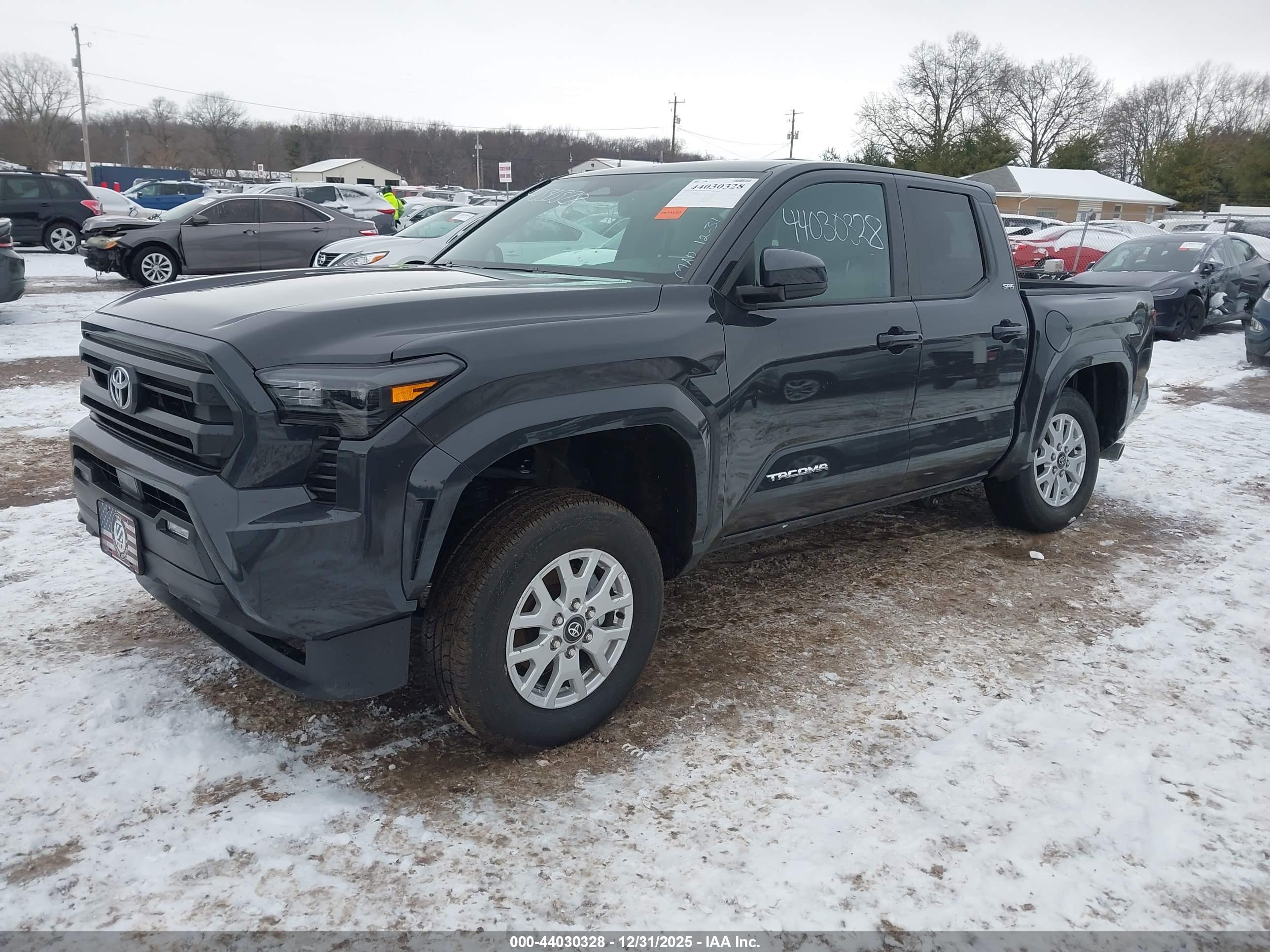 TOYOTA TACOMA image 2
