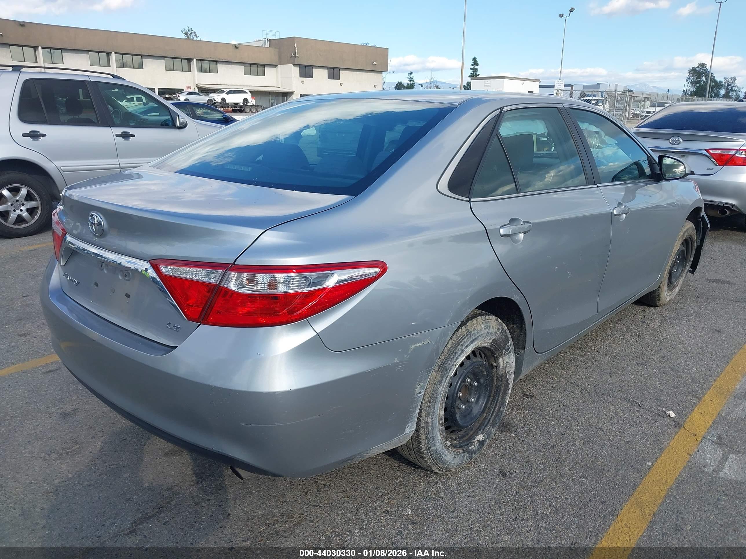 TOYOTA CAMRY image 4