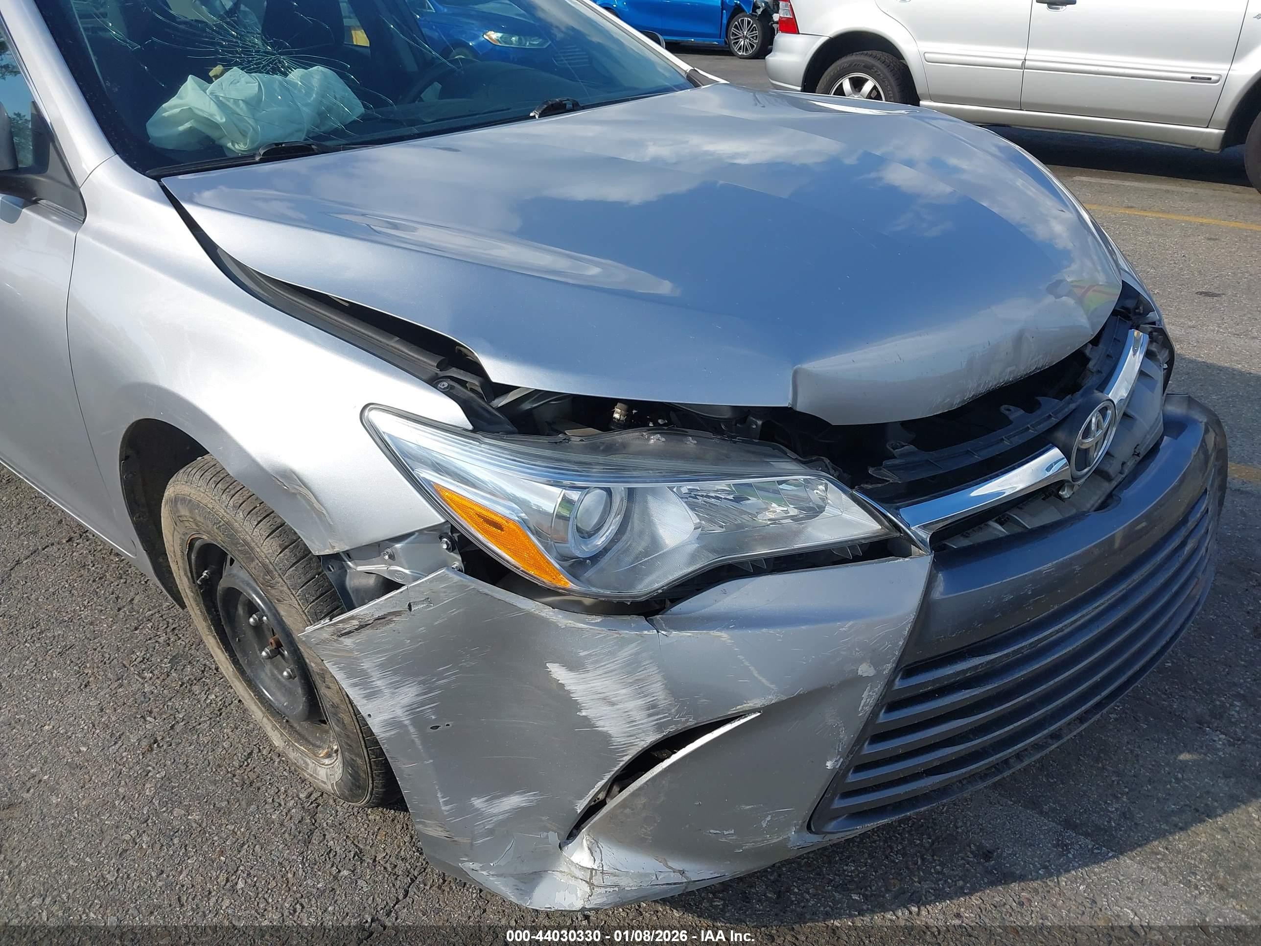 TOYOTA CAMRY image 6