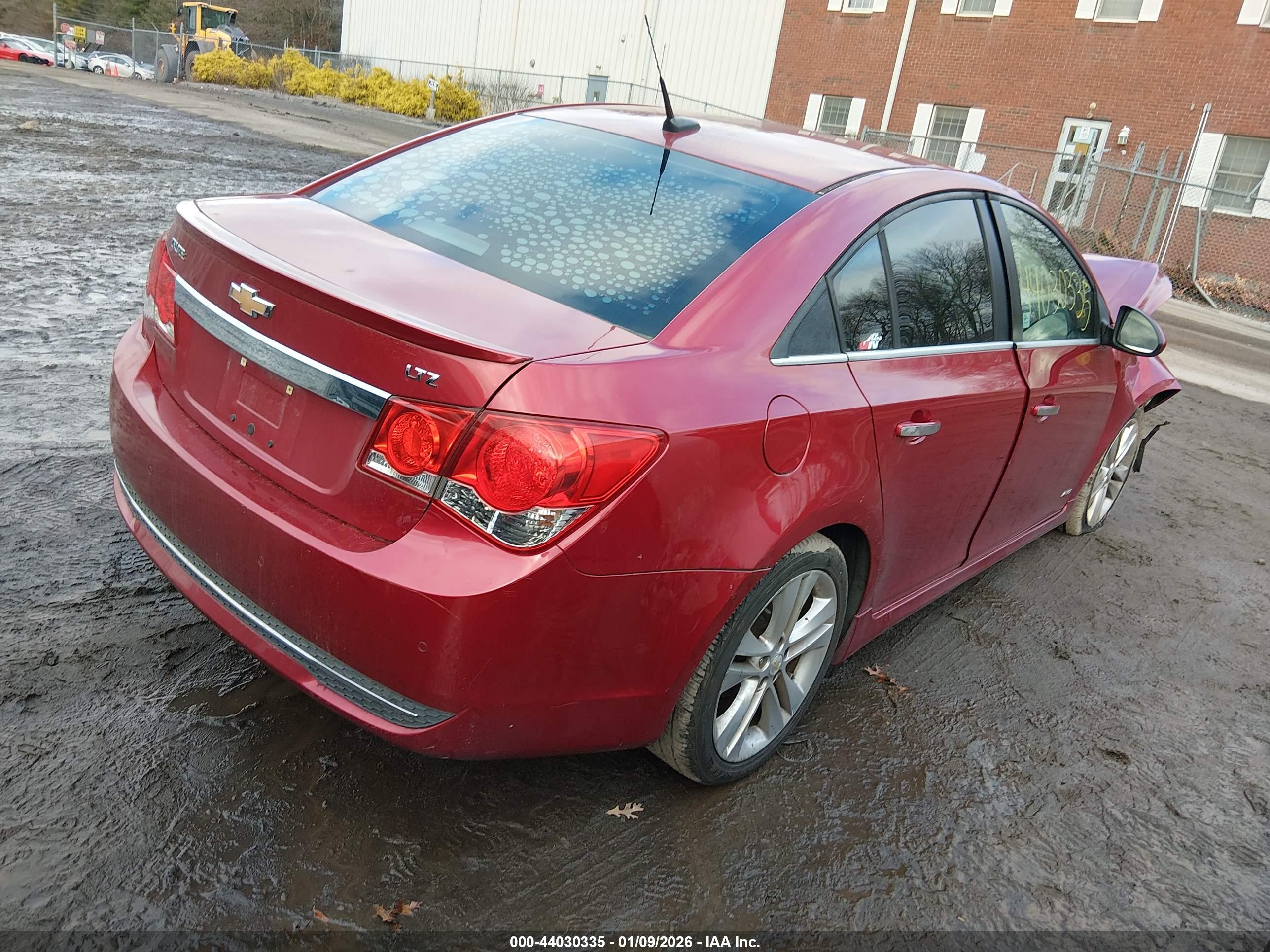 CHEVROLET CRUZE image 4