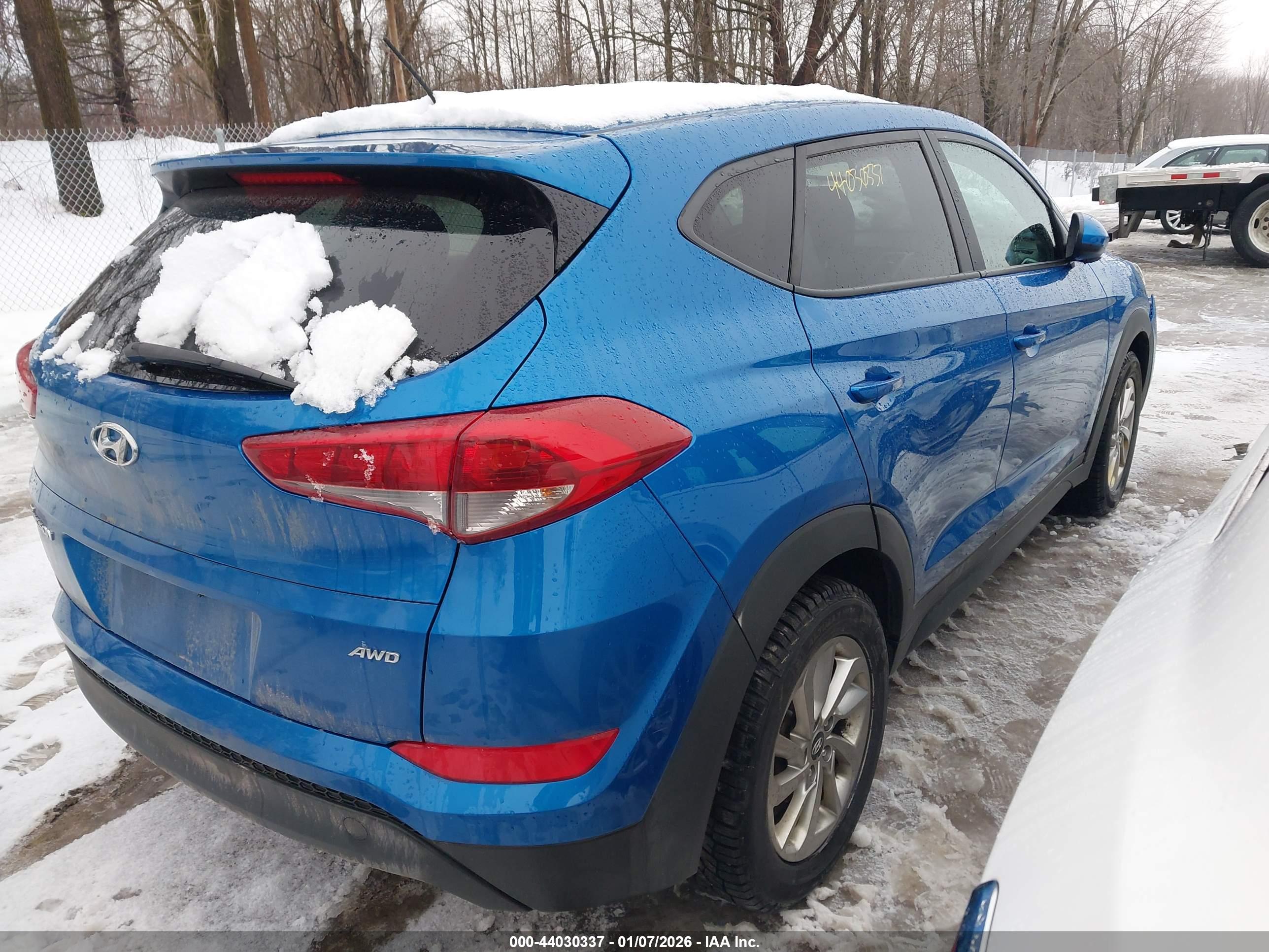 HYUNDAI TUCSON image 4