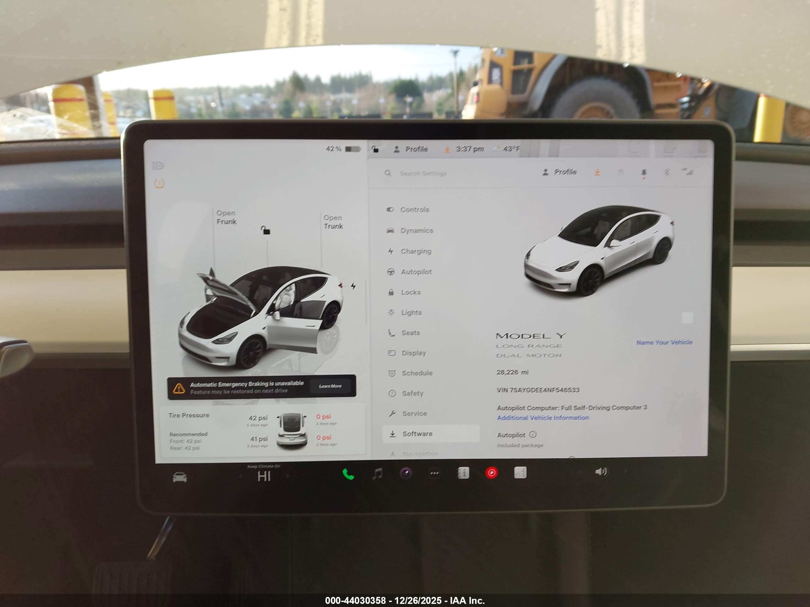 TESLA MODEL image 7