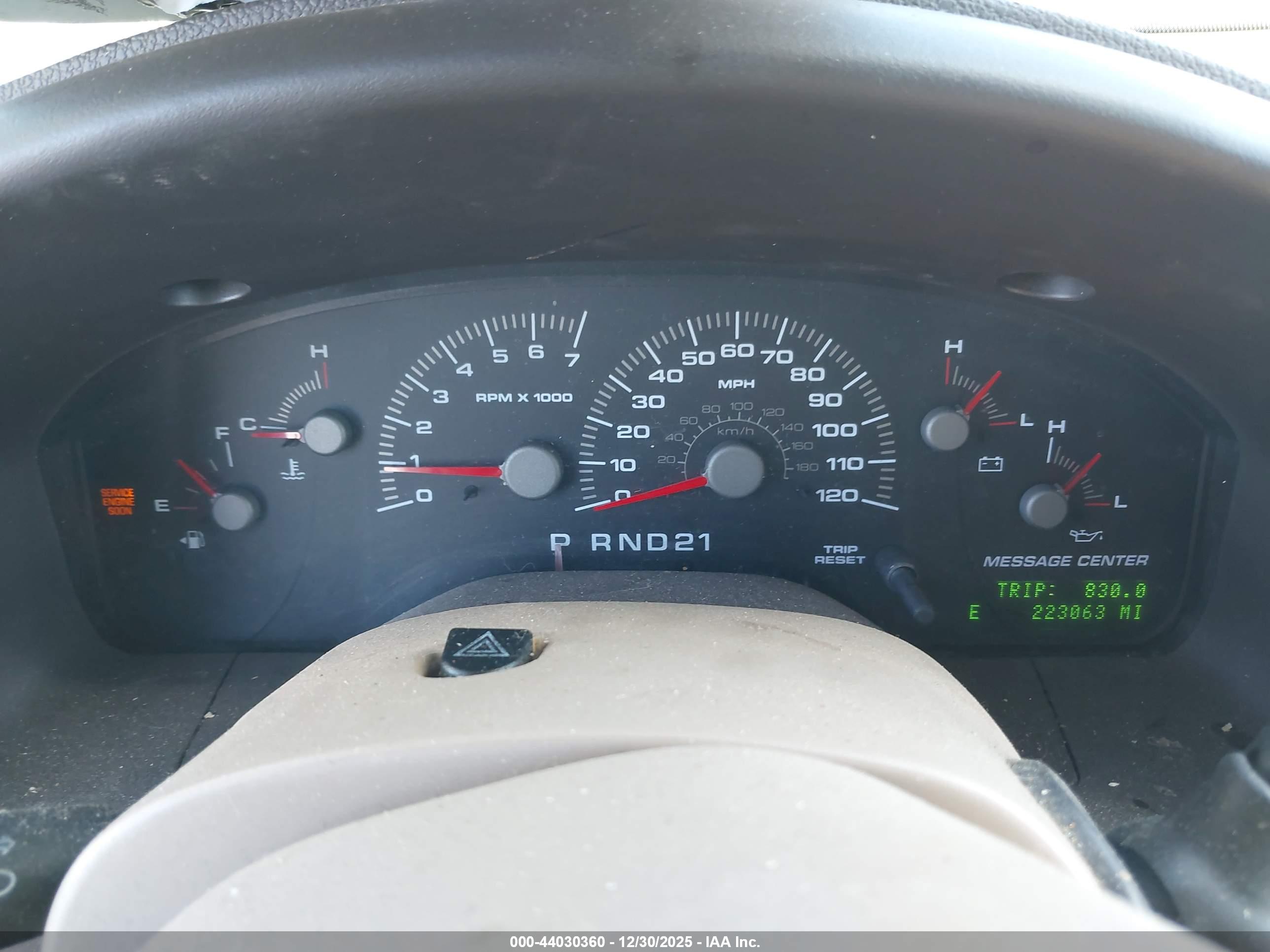 FORD EXPEDITION image 7