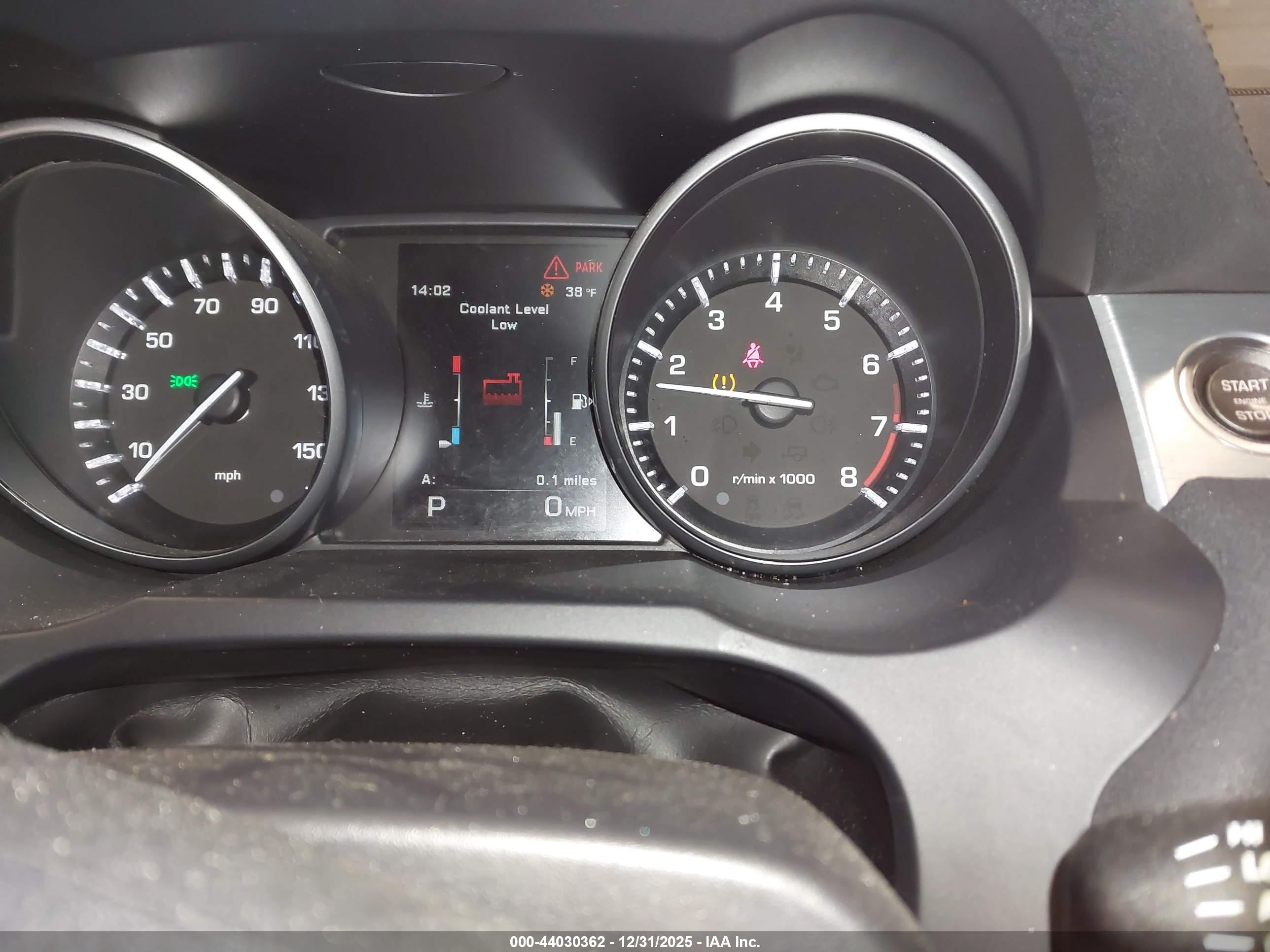 LAND ROVER image 7