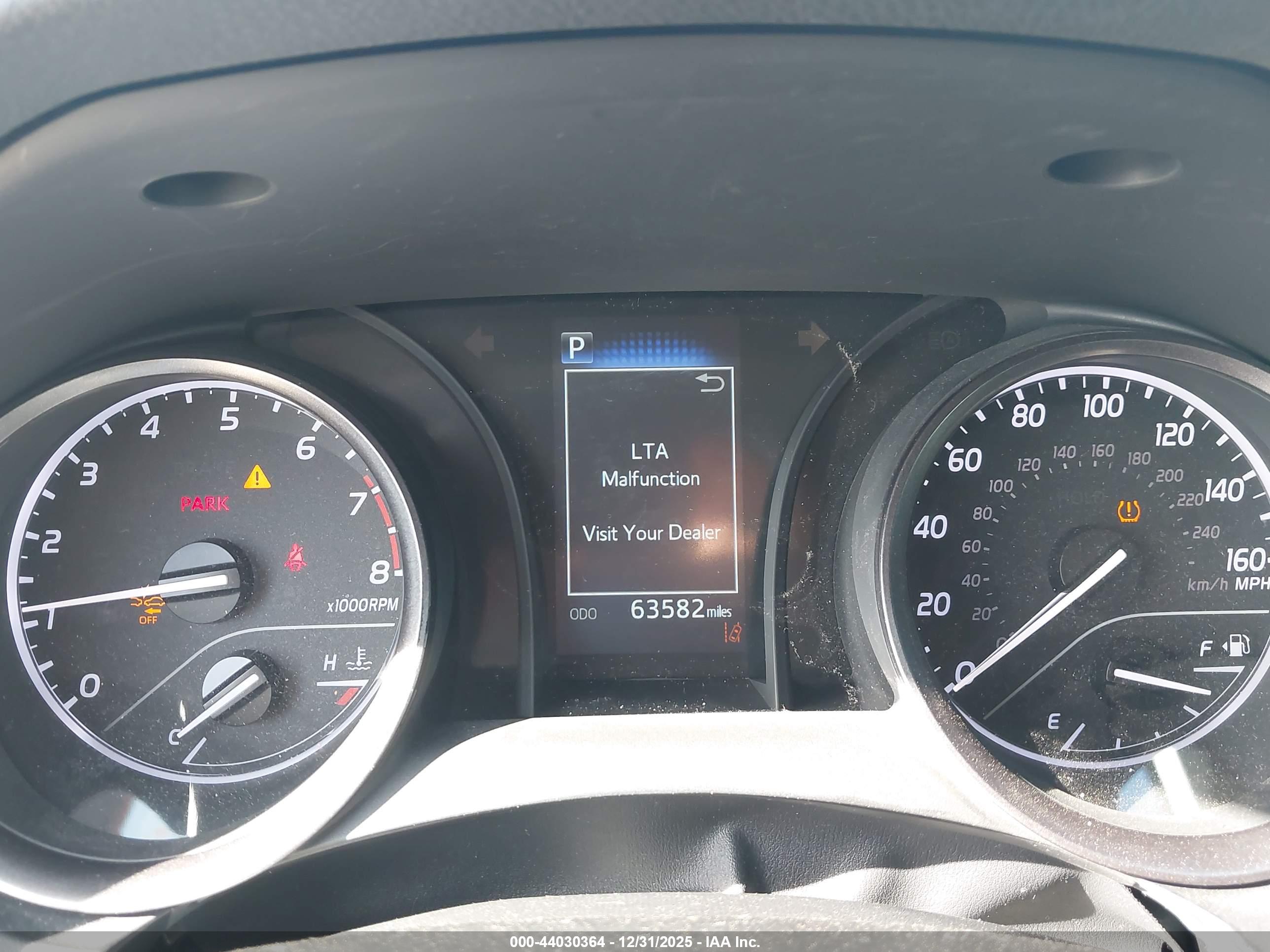 TOYOTA CAMRY image 7