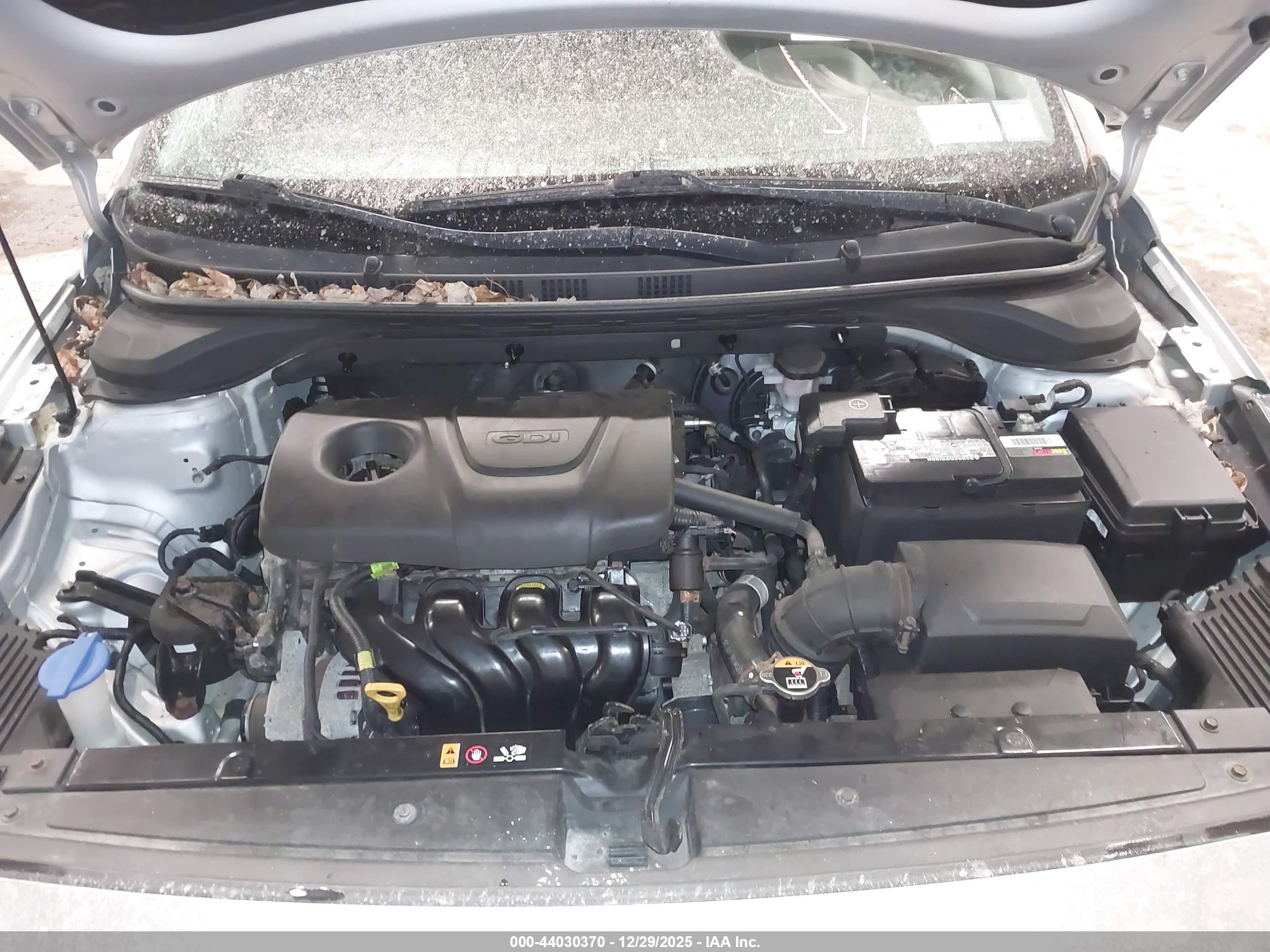 HYUNDAI ACCENT image 10
