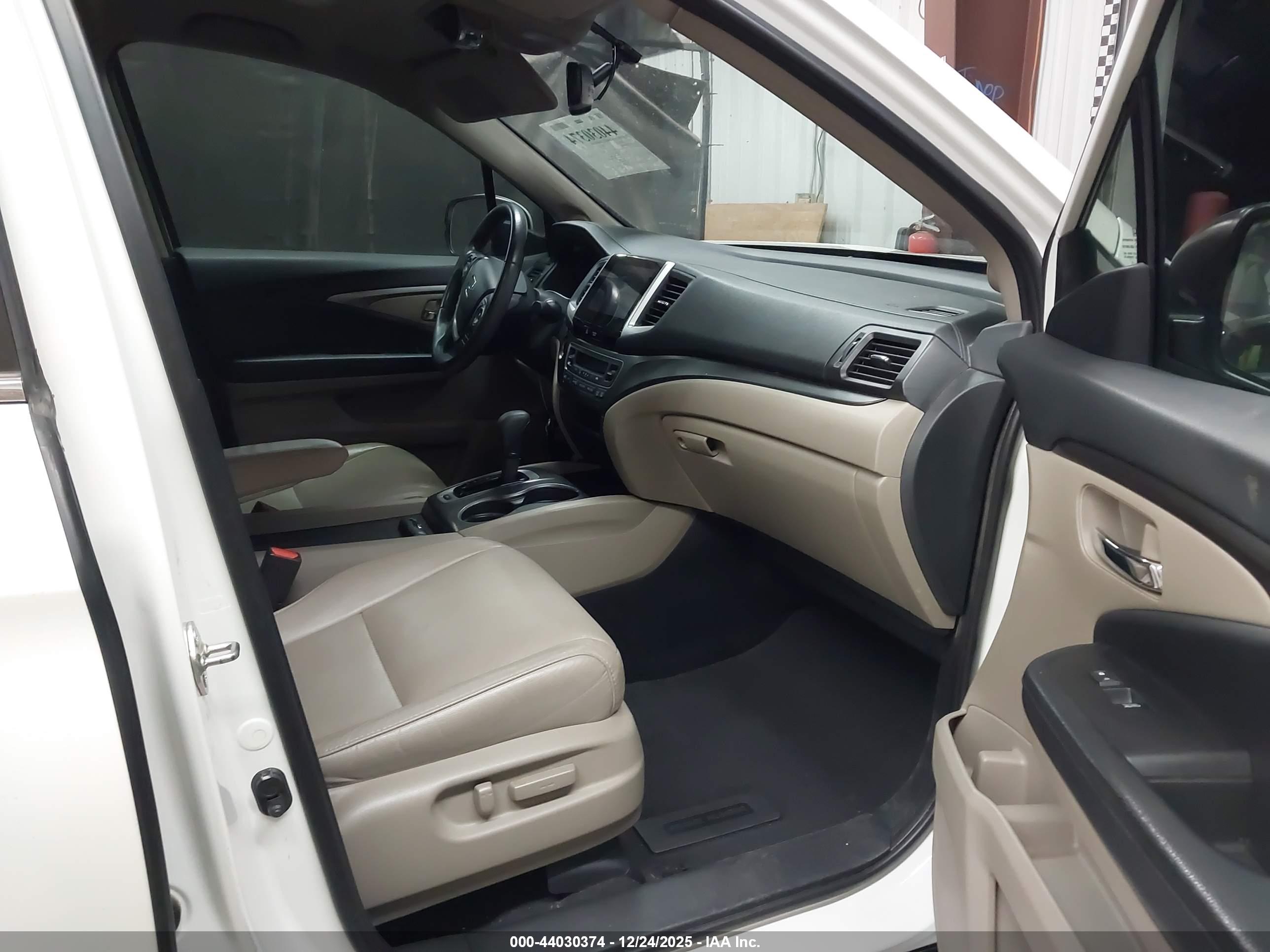 HONDA PILOT image 5