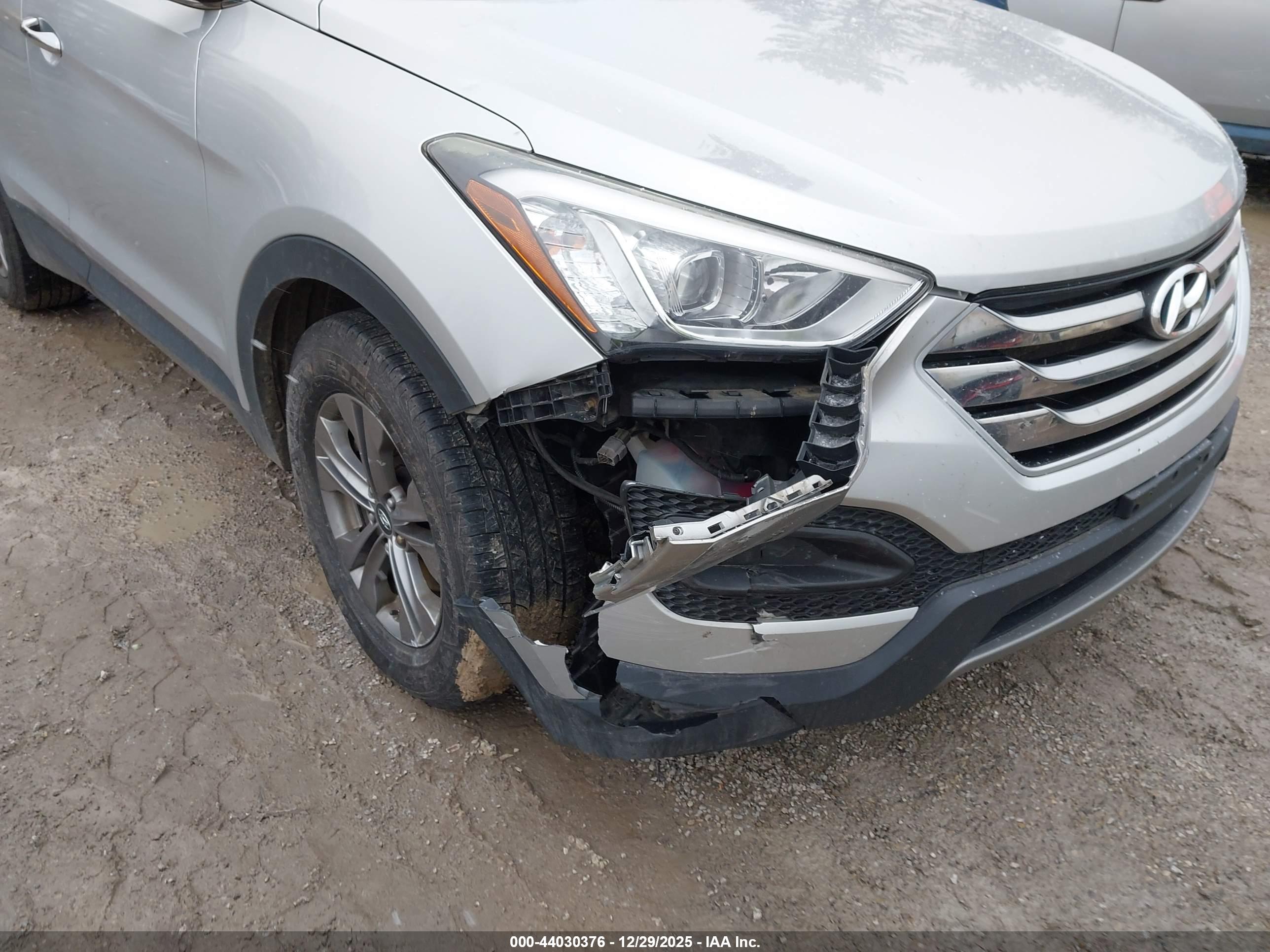 HYUNDAI SANTA image 6