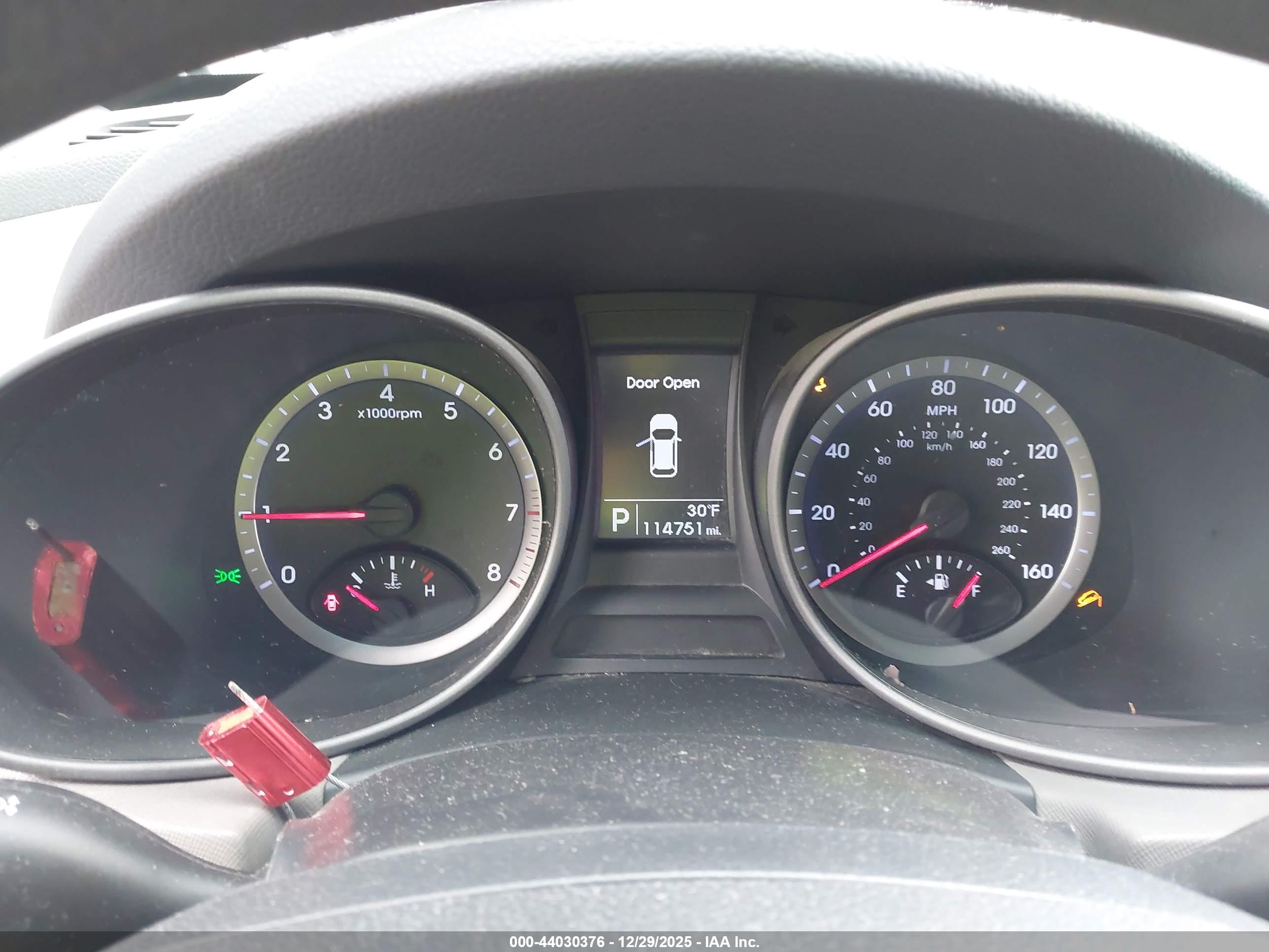 HYUNDAI SANTA image 7