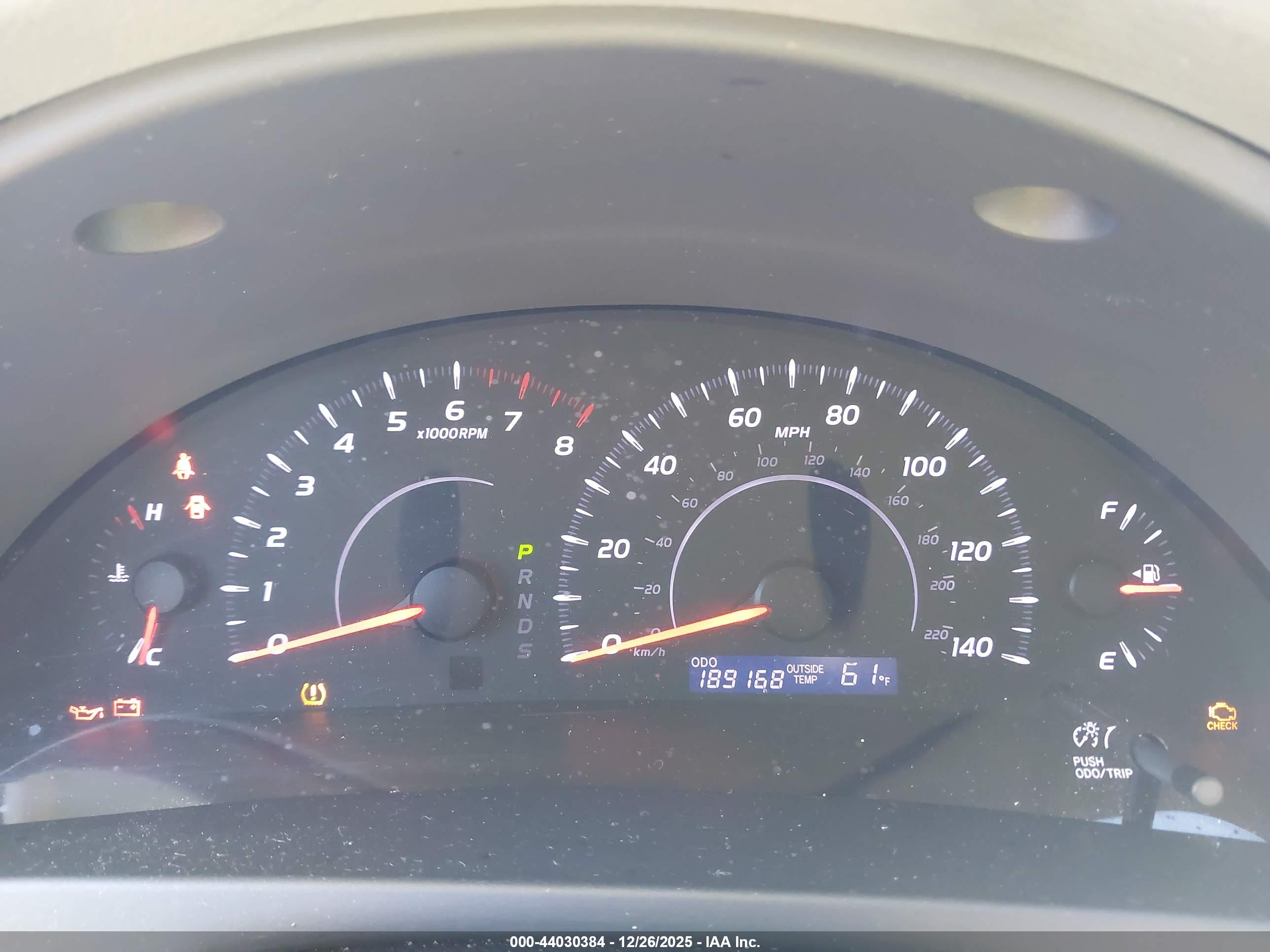 TOYOTA CAMRY image 7