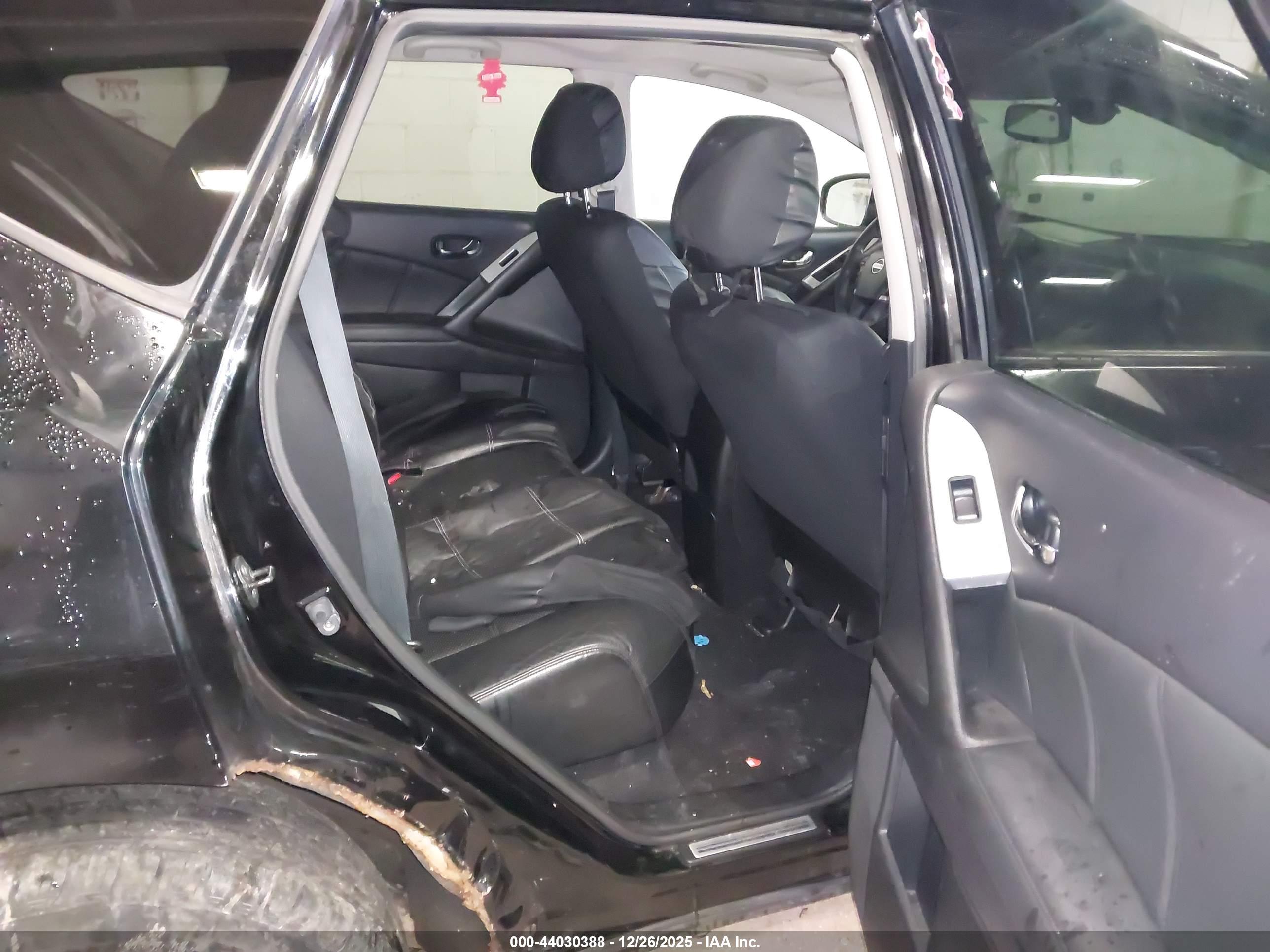 NISSAN MURANO image 8