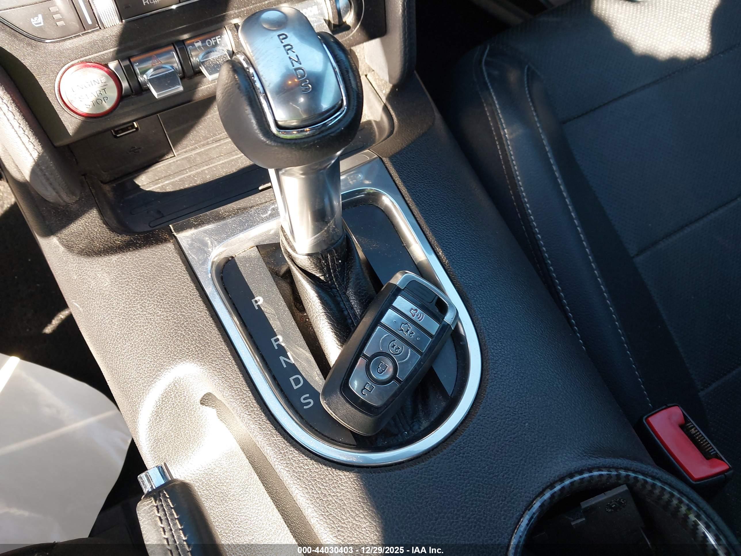FORD MUSTANG image 11