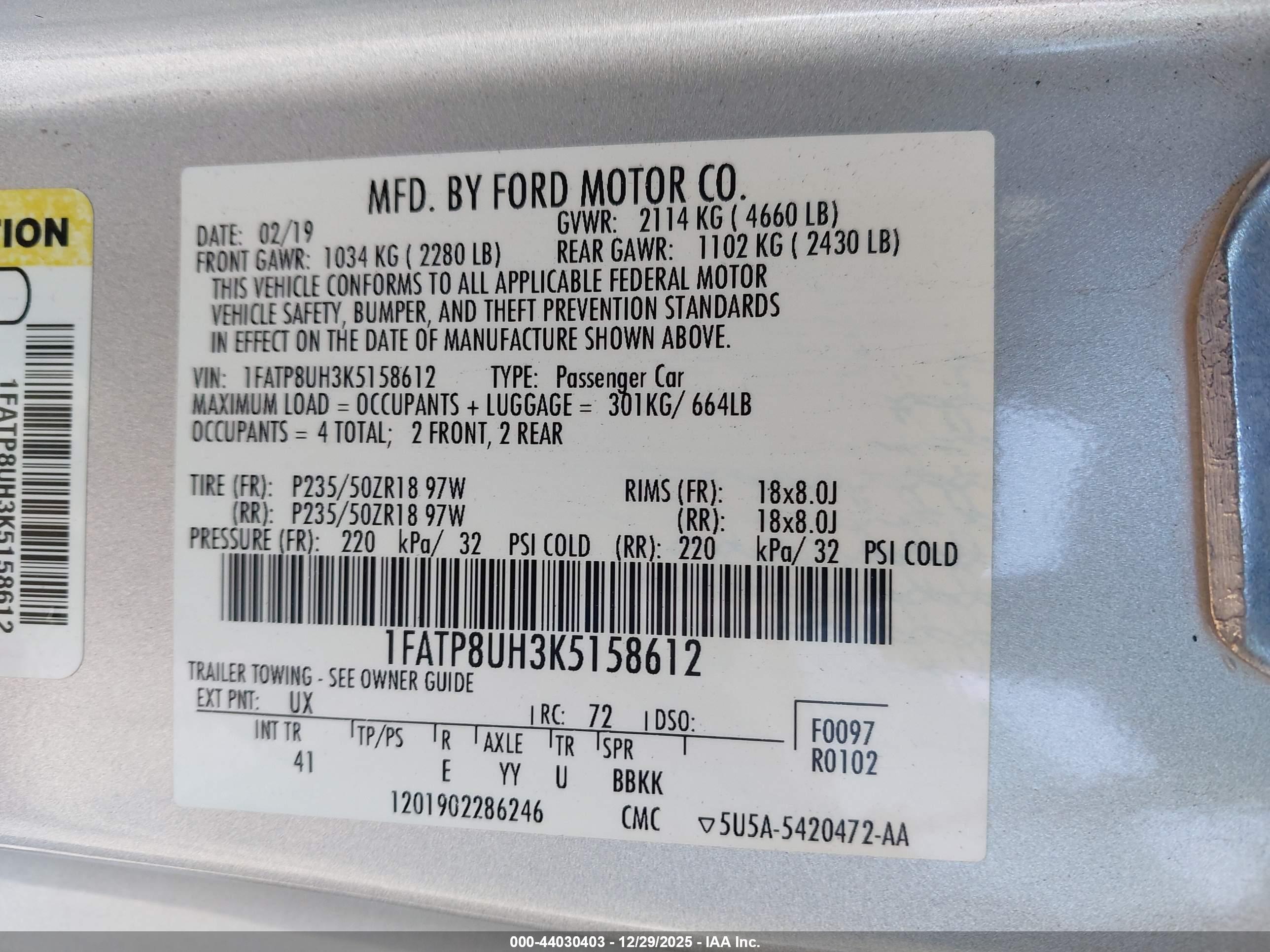 FORD MUSTANG image 9