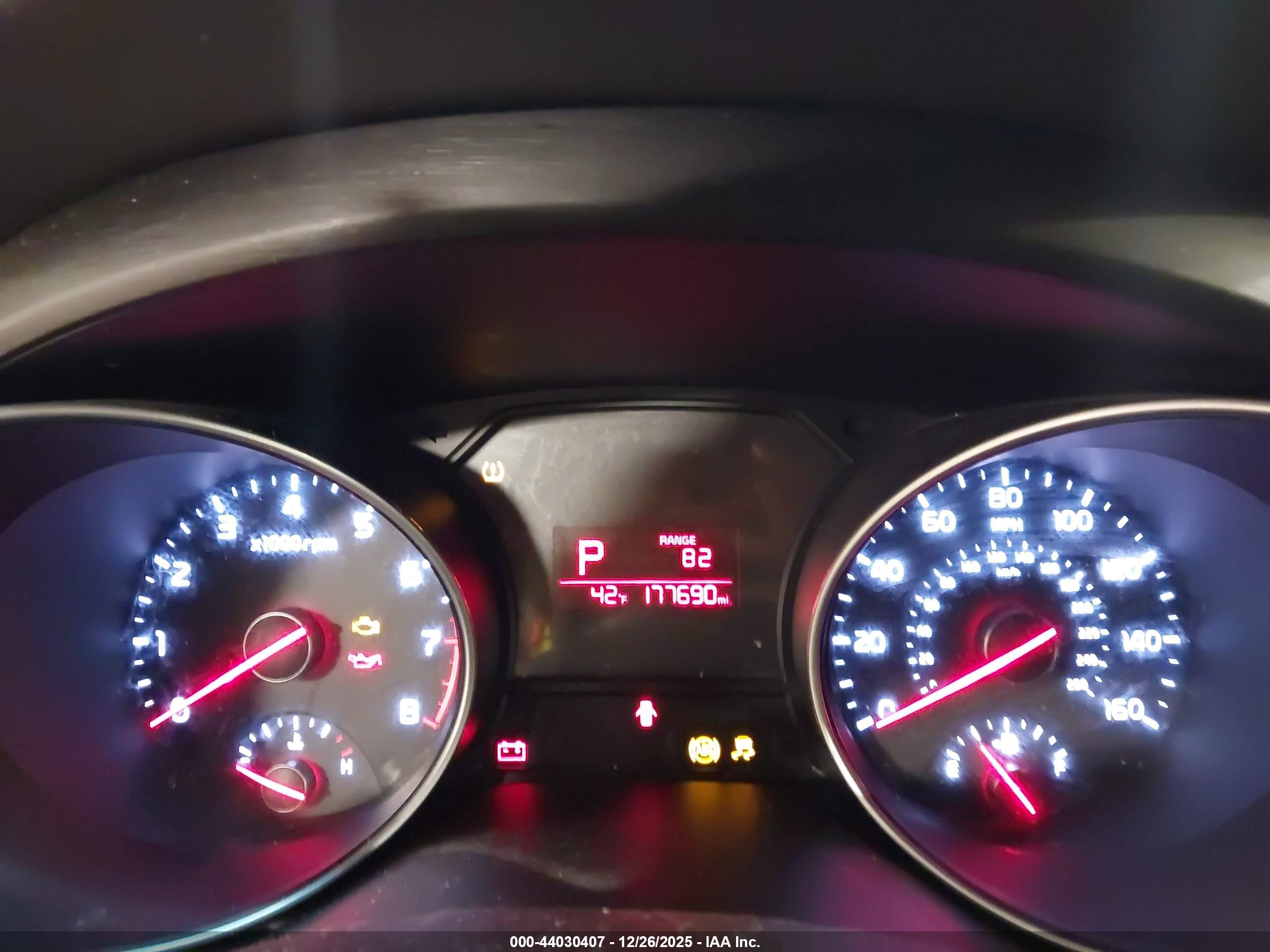 KIA SEDONA image 7