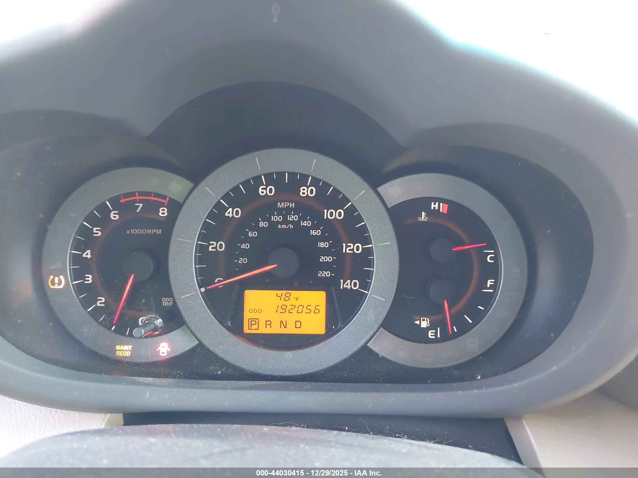 TOYOTA RAV4 image 7