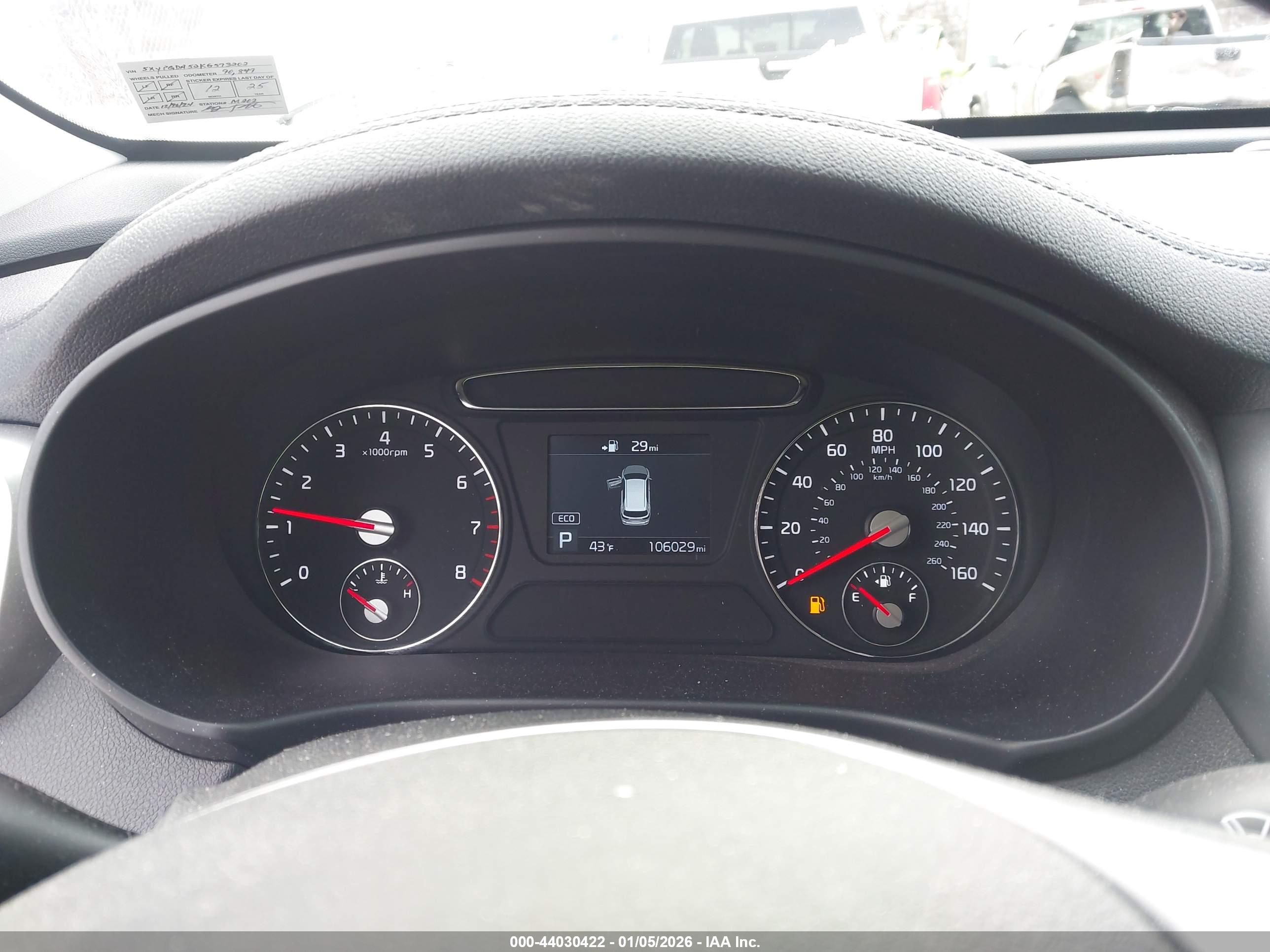 KIA SORENTO image 7