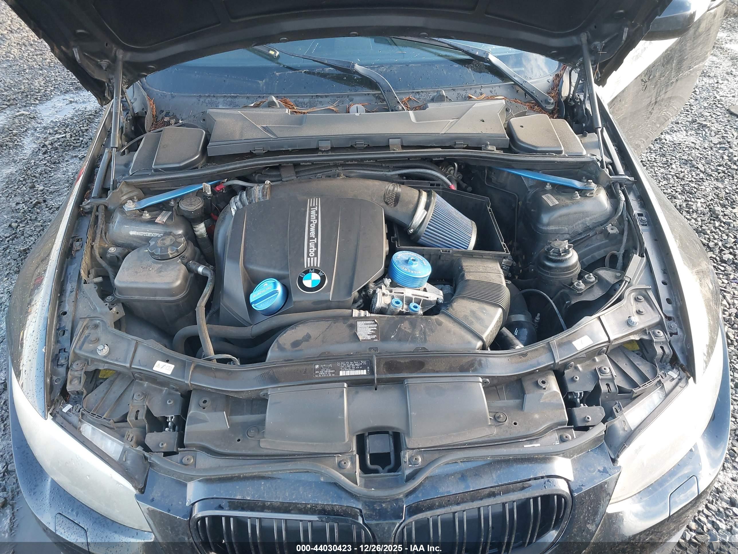 BMW 335I image 10