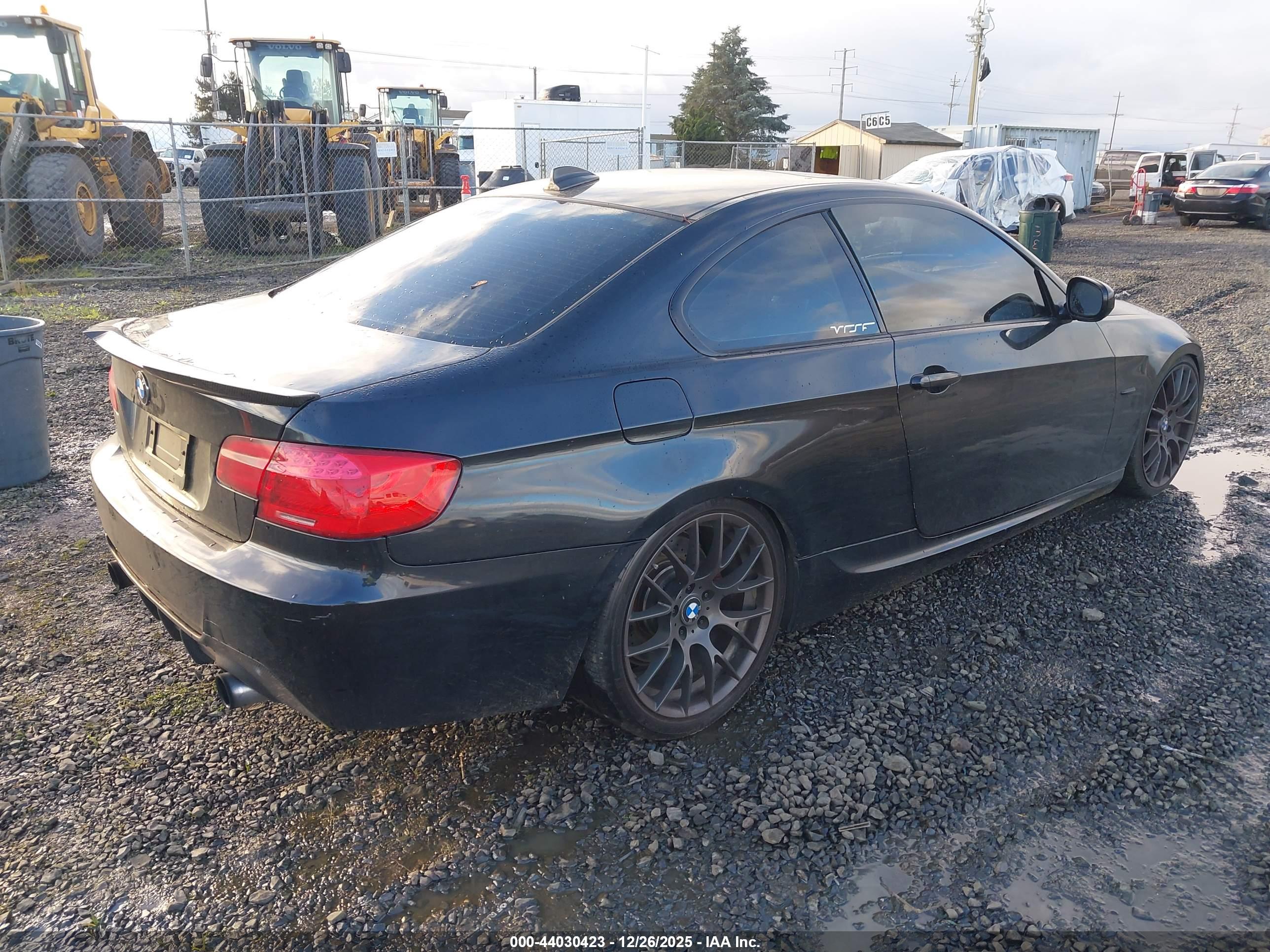 BMW 335I image 4