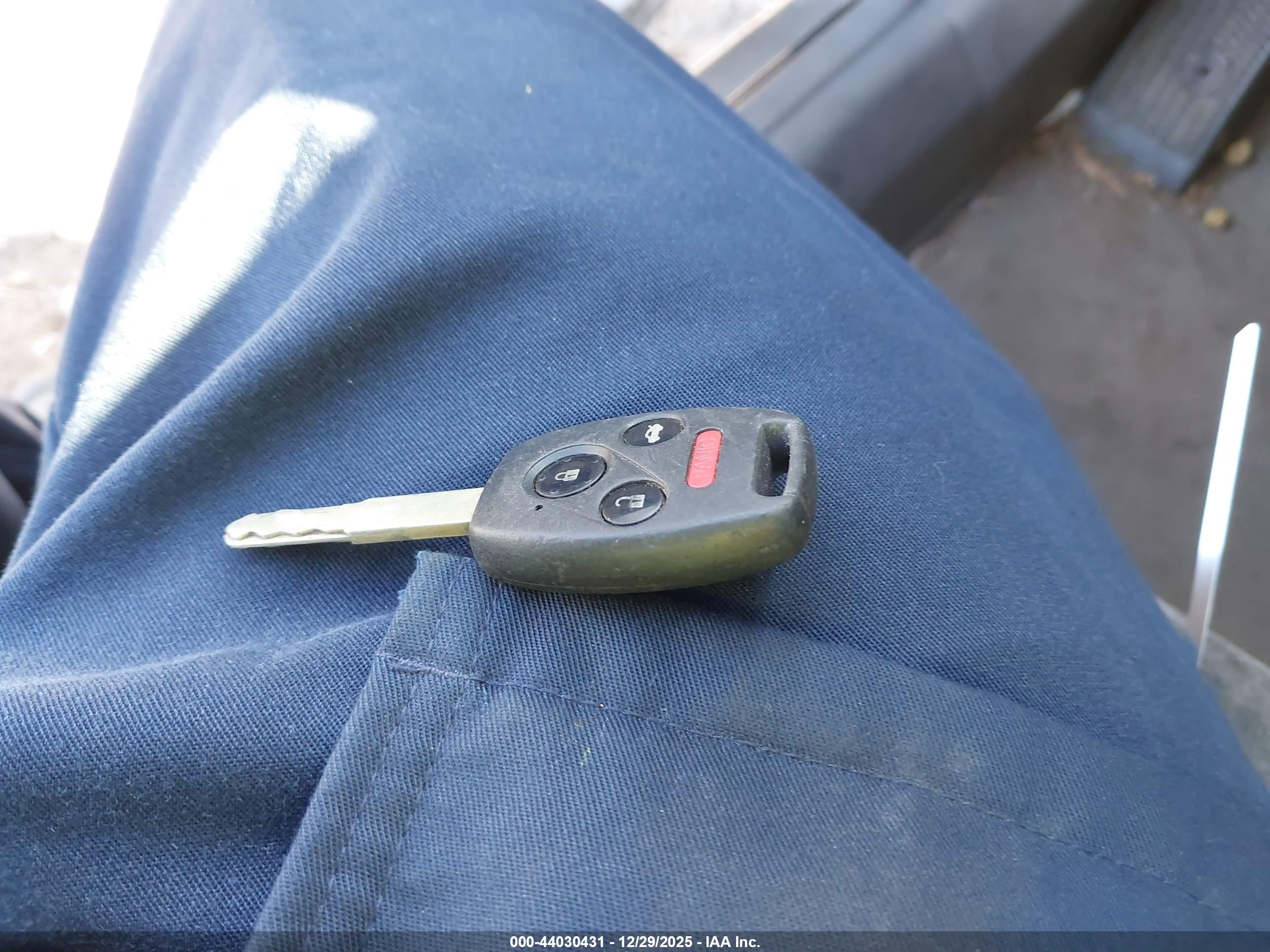 HONDA CIVIC image 11