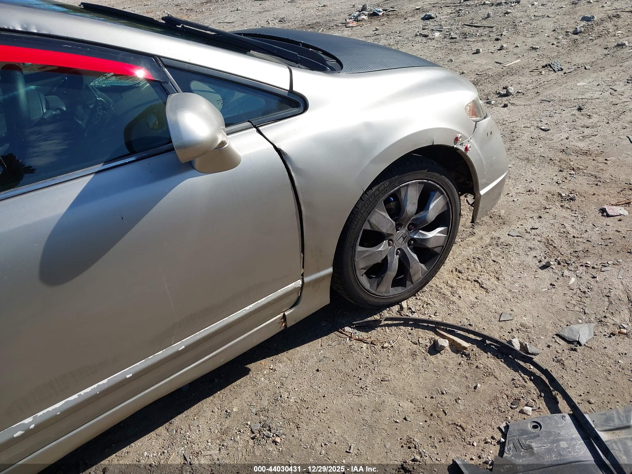 HONDA CIVIC image 6