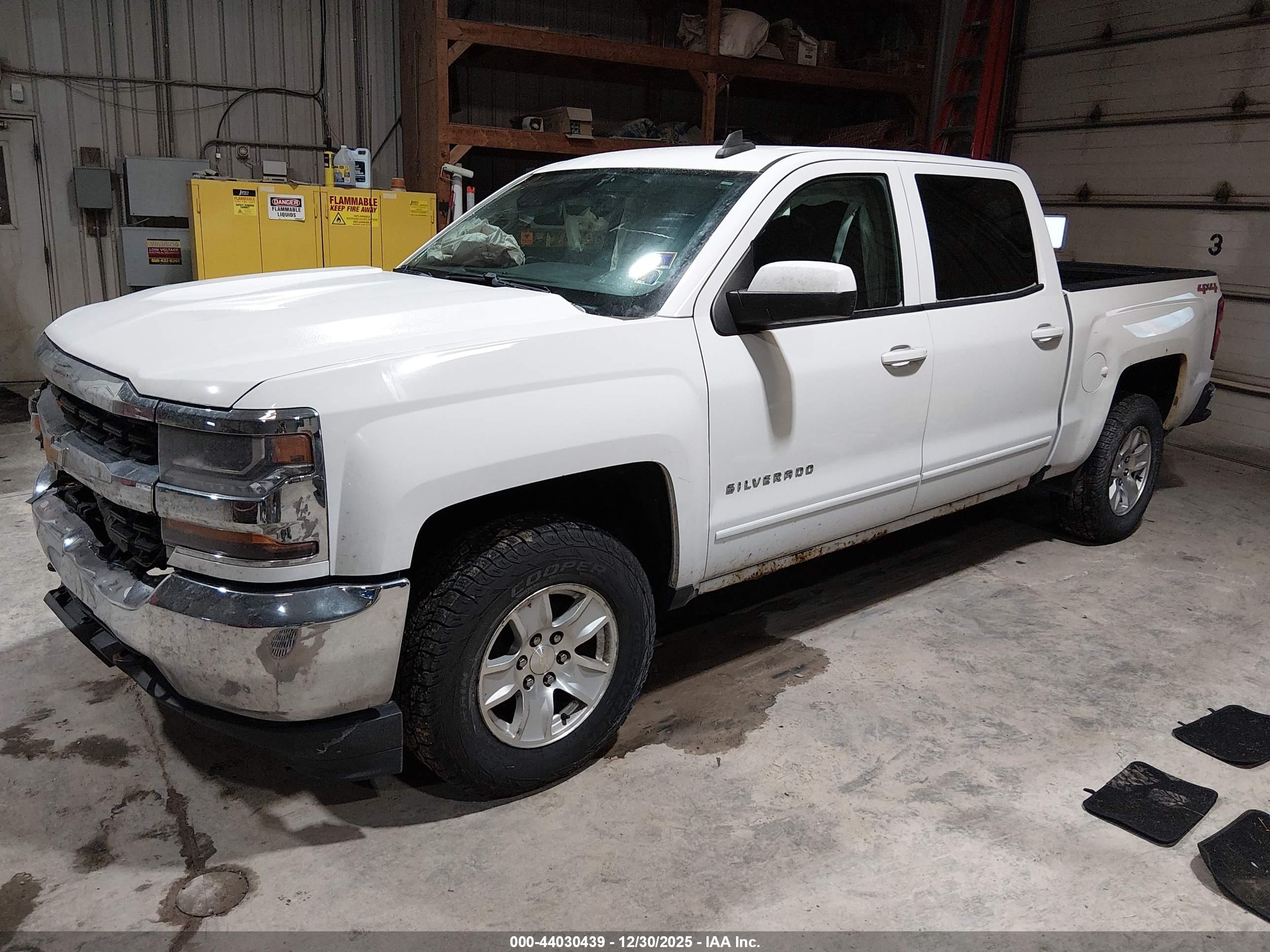 CHEVROLET SILVERADO image 2