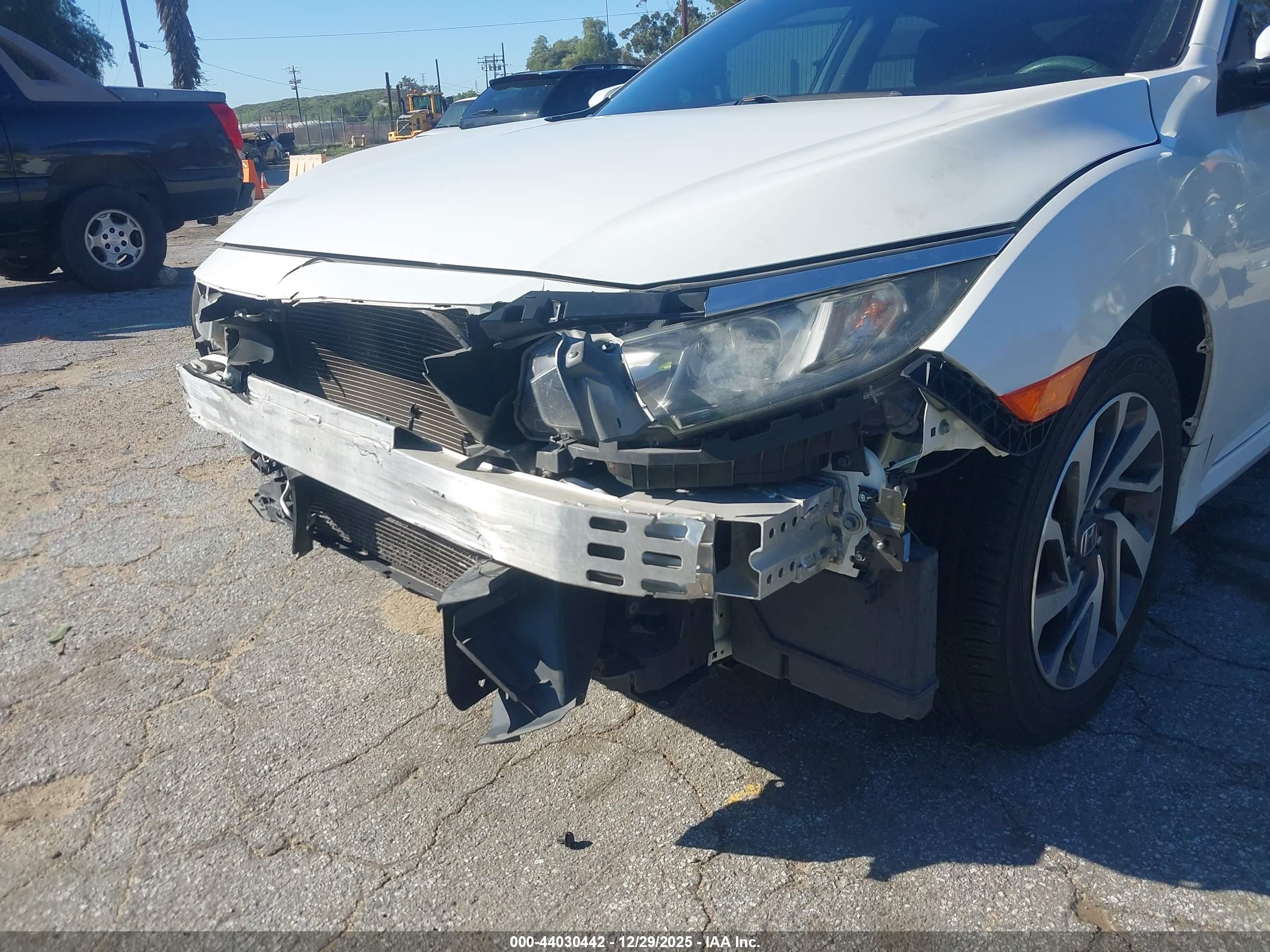 HONDA CIVIC image 6